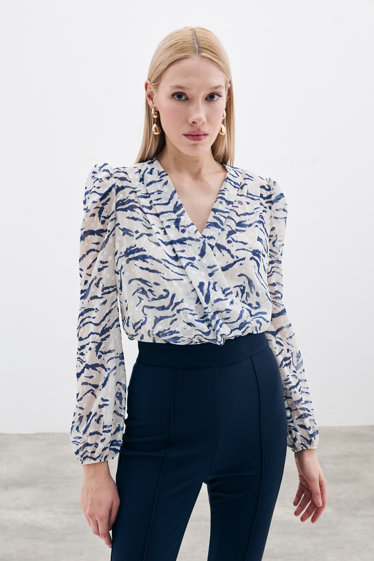 Puantiye Dokulu Bodysuit - Mavi