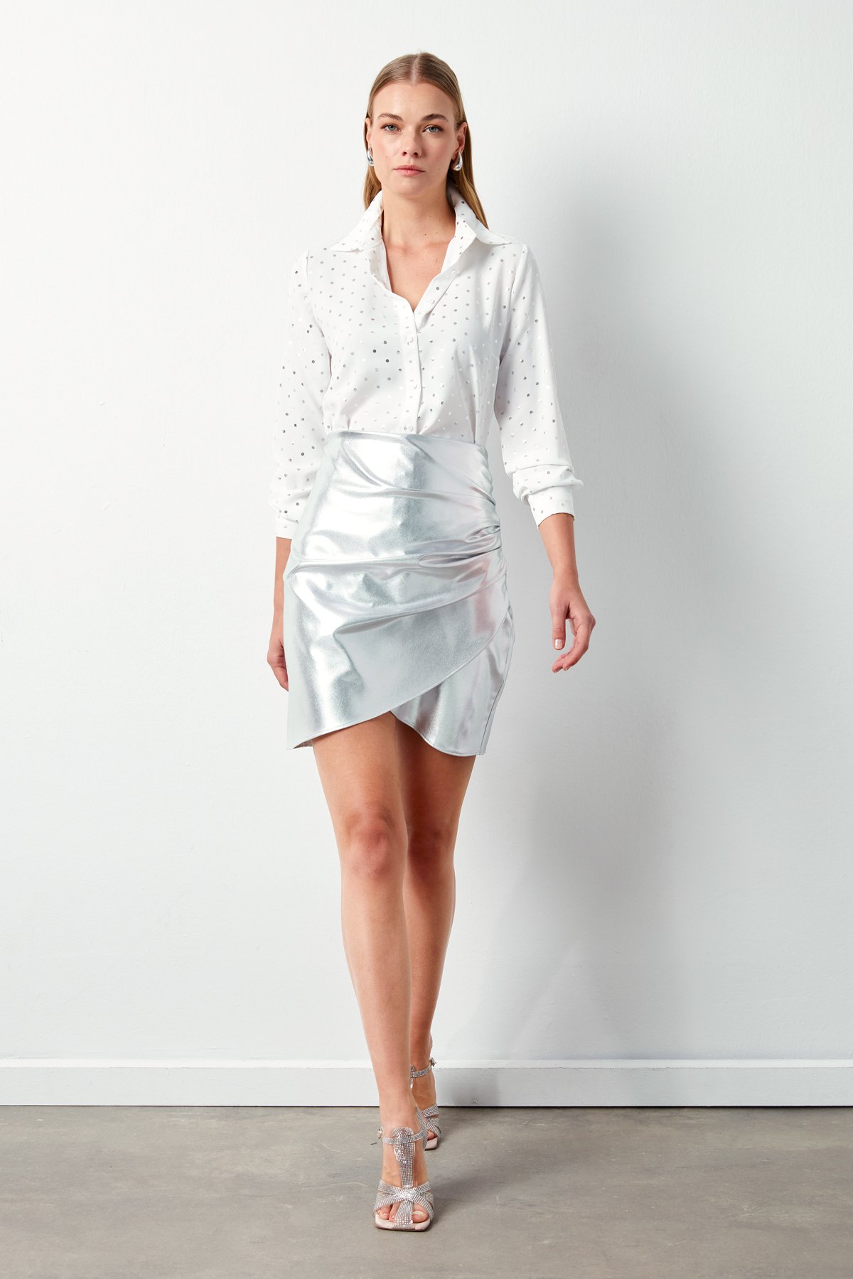 Puantiyeli Düz Gömlek - EKRU