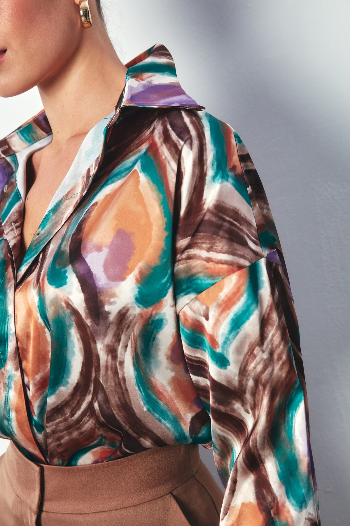 Renk Desenli Saten Gömlek - YEŞİL