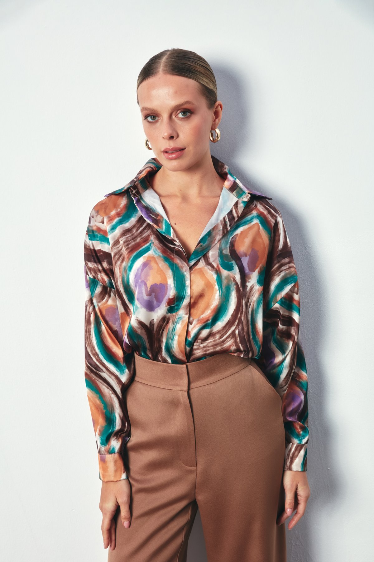 Renk Desenli Saten Gömlek - YEŞİL