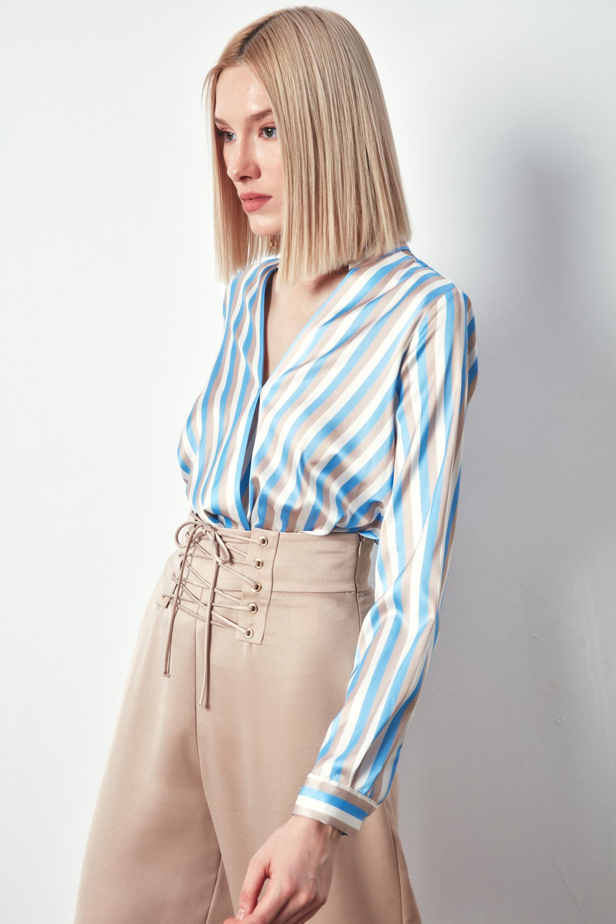 Renkli Çizgili Kruvaze Bluz - MAVİ