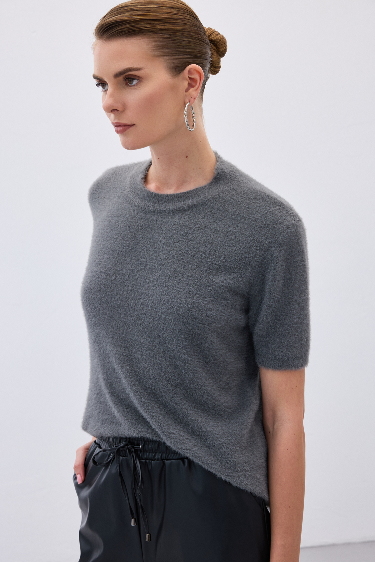 Sakallı Kısa Kol Triko - Antrasit
