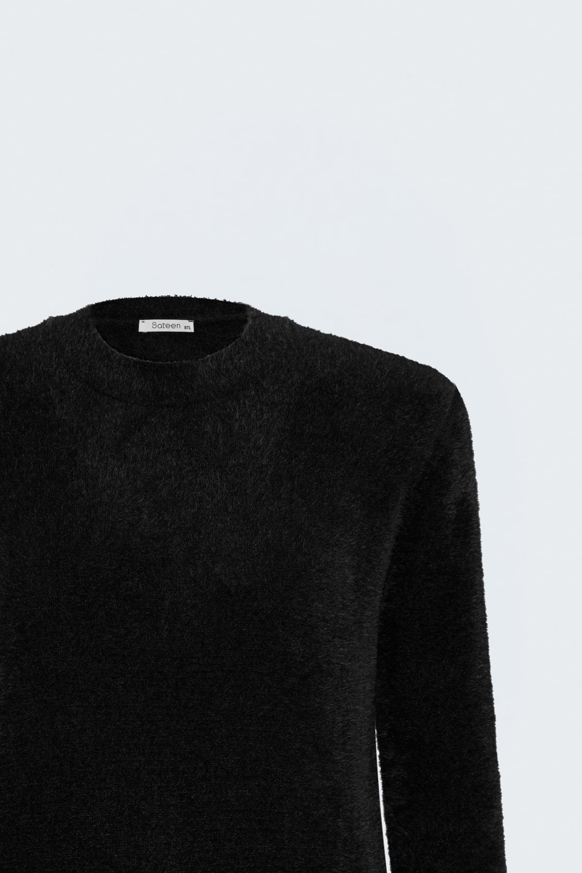 Bearded Sweater - Black