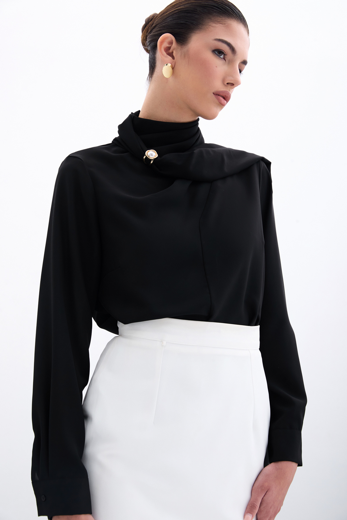 Şal Detaylı Bluz - Siyah