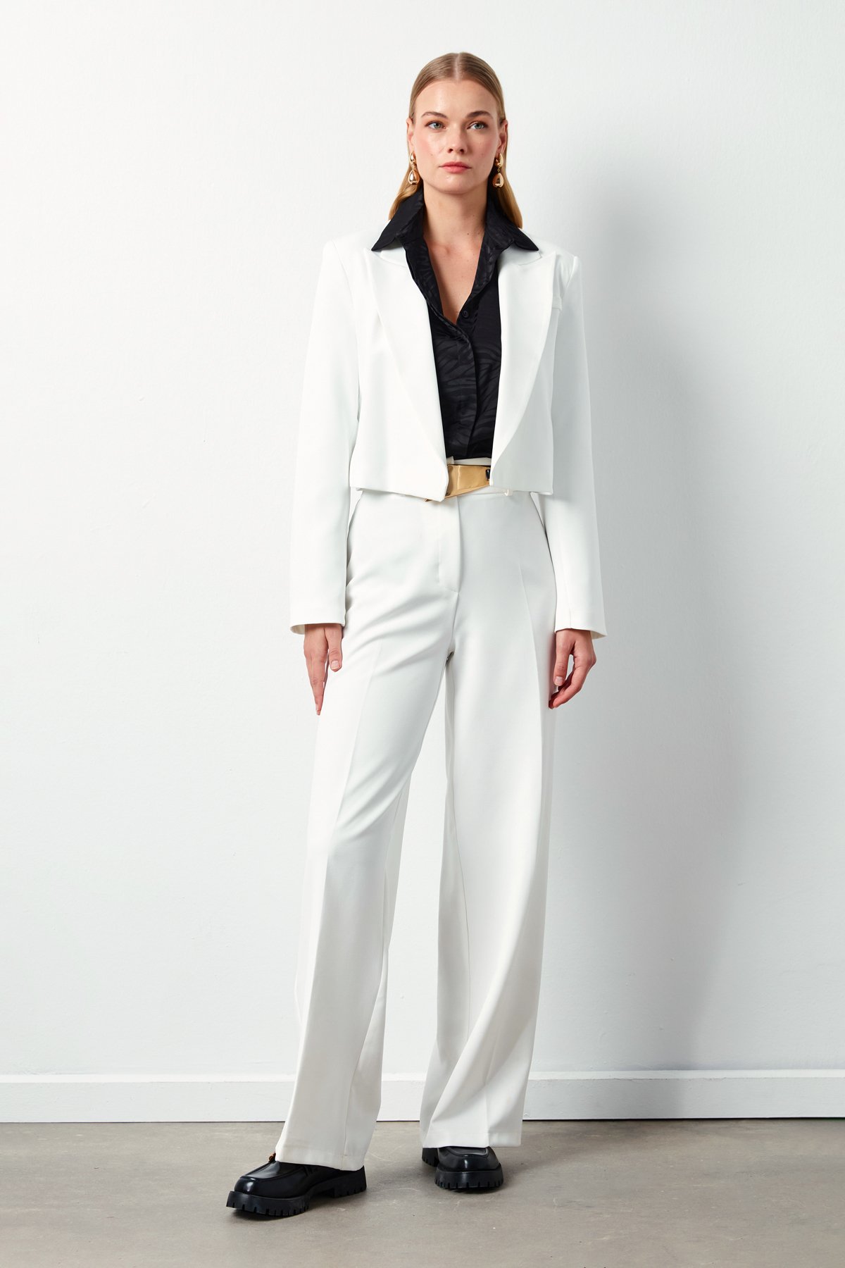 Şal Yaka Kısa Ceket - EKRU