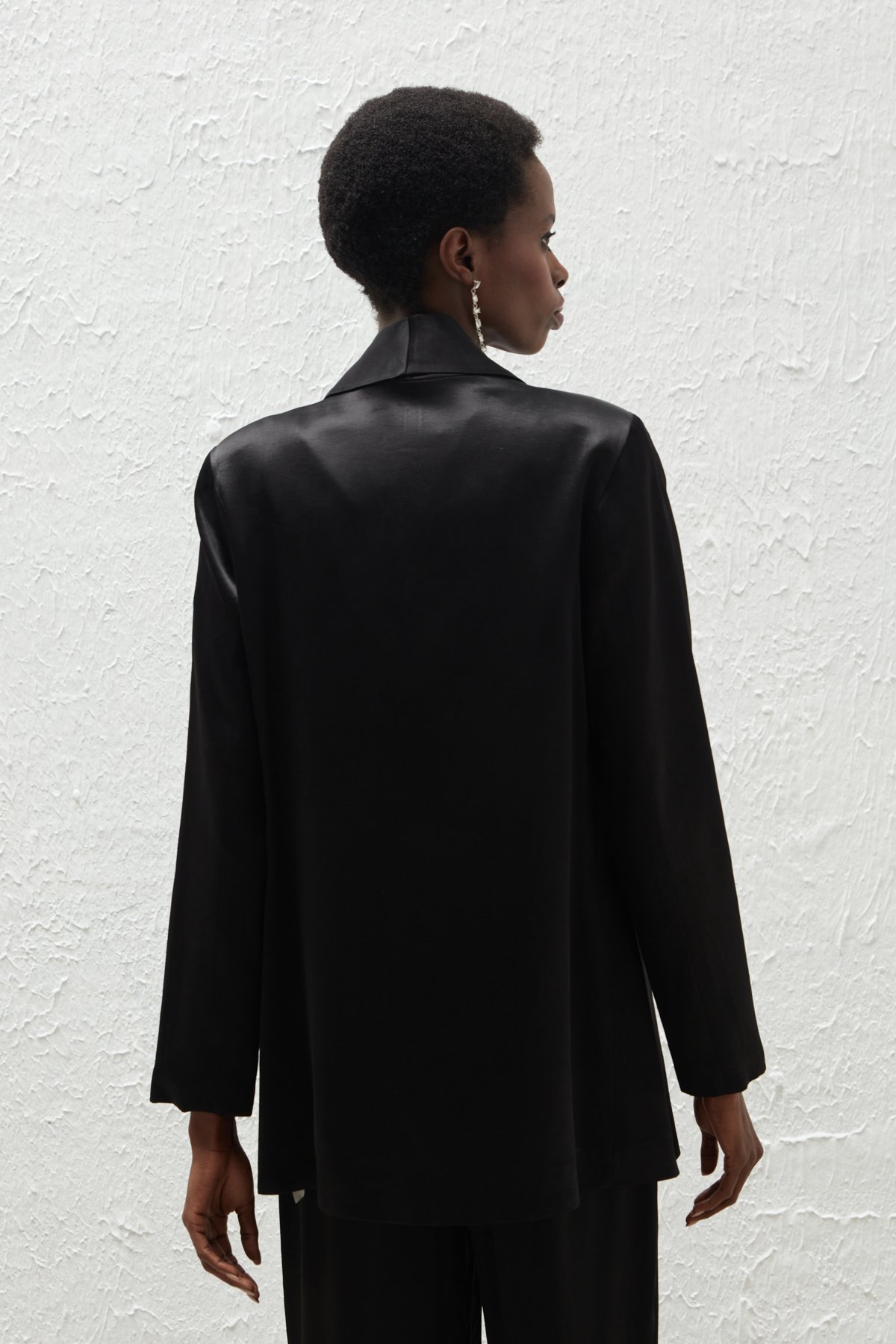 Şal Yaka Saten Ceket - SİYAH