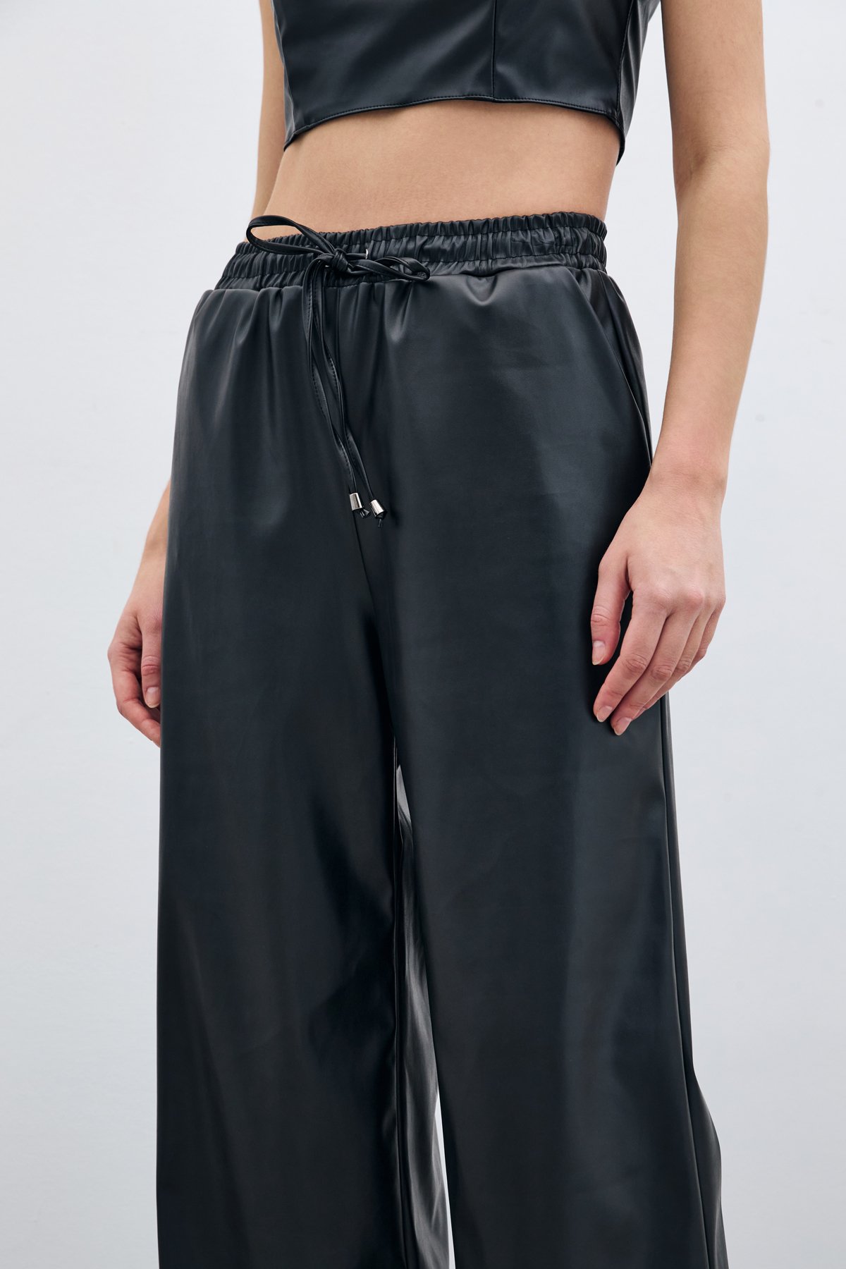 Salaş Deri Pantolon - Siyah