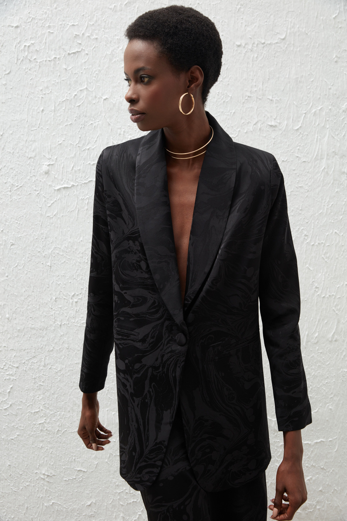 Saten Desenli Düğmeli Ceket - SİYAH