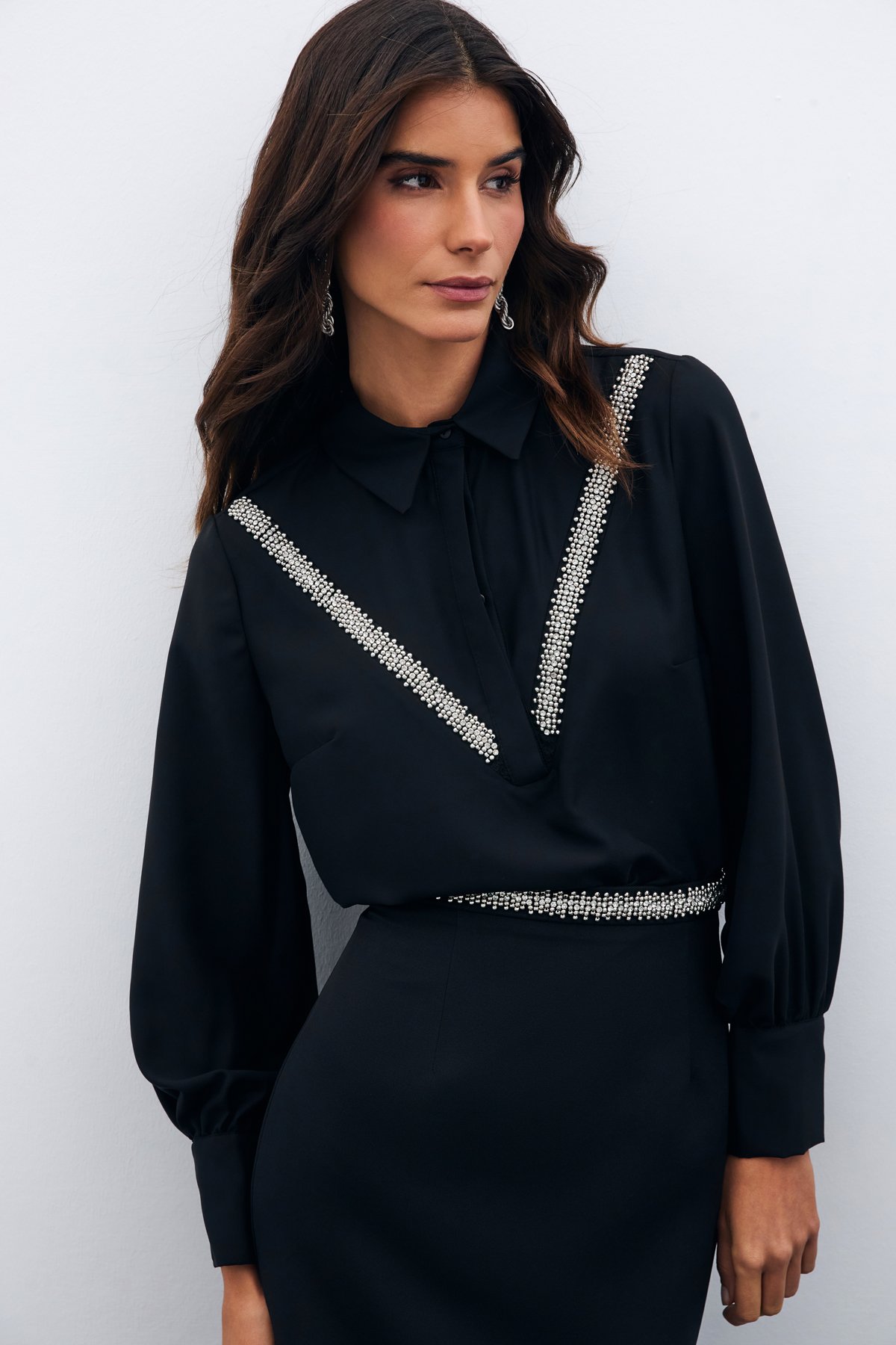 Şerit Aksesuarlı Bluz - SİYAH