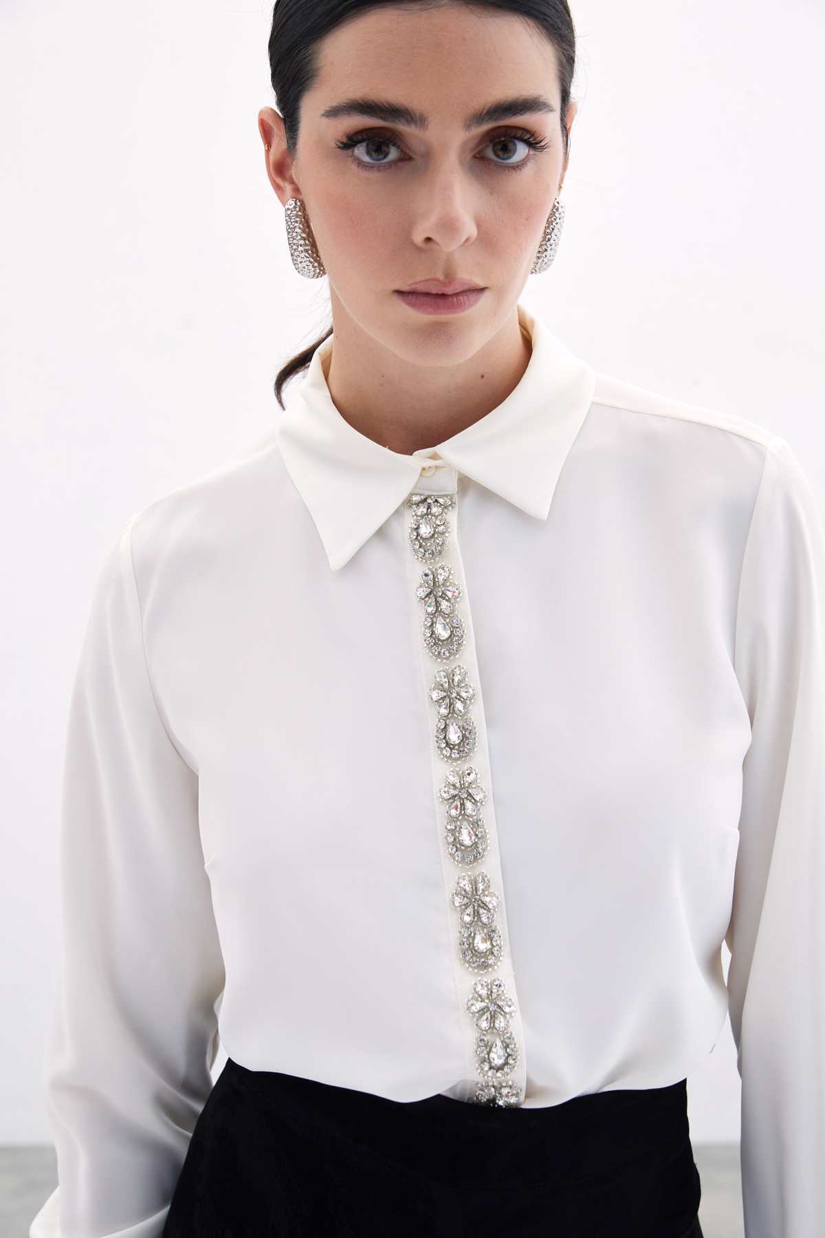 Şerit Aksesuarlı Gömlek - Ekru