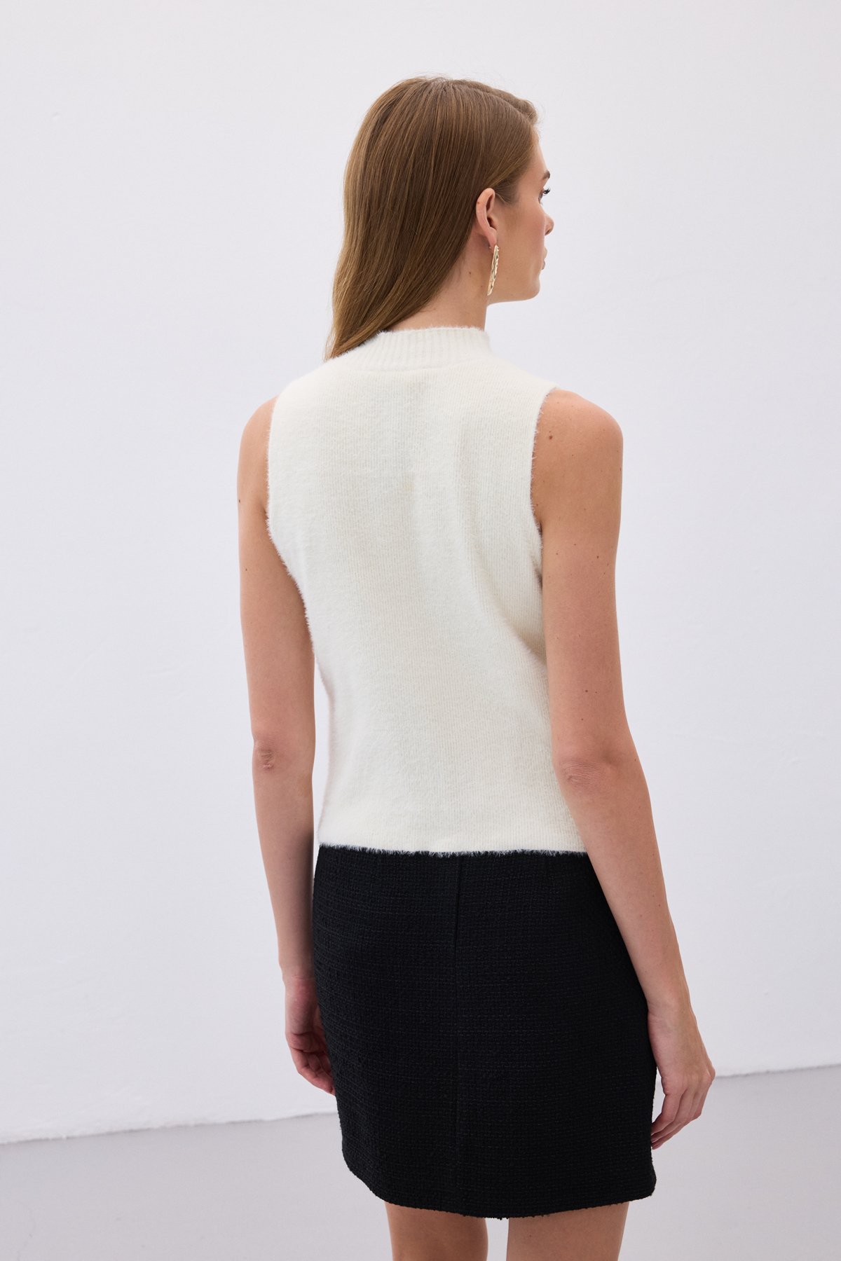 Sıfır Kol Sakallı Triko Bluz - Ekru