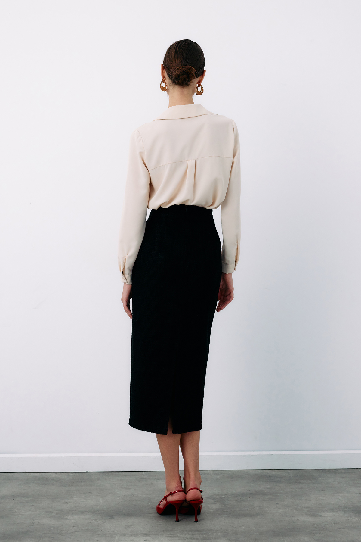 Süs Düğmeli Tüvit Kalem Etek - SİYAH