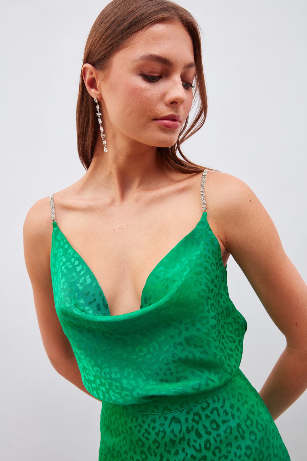 Taş Askılı Saten Bluz - YEŞİL