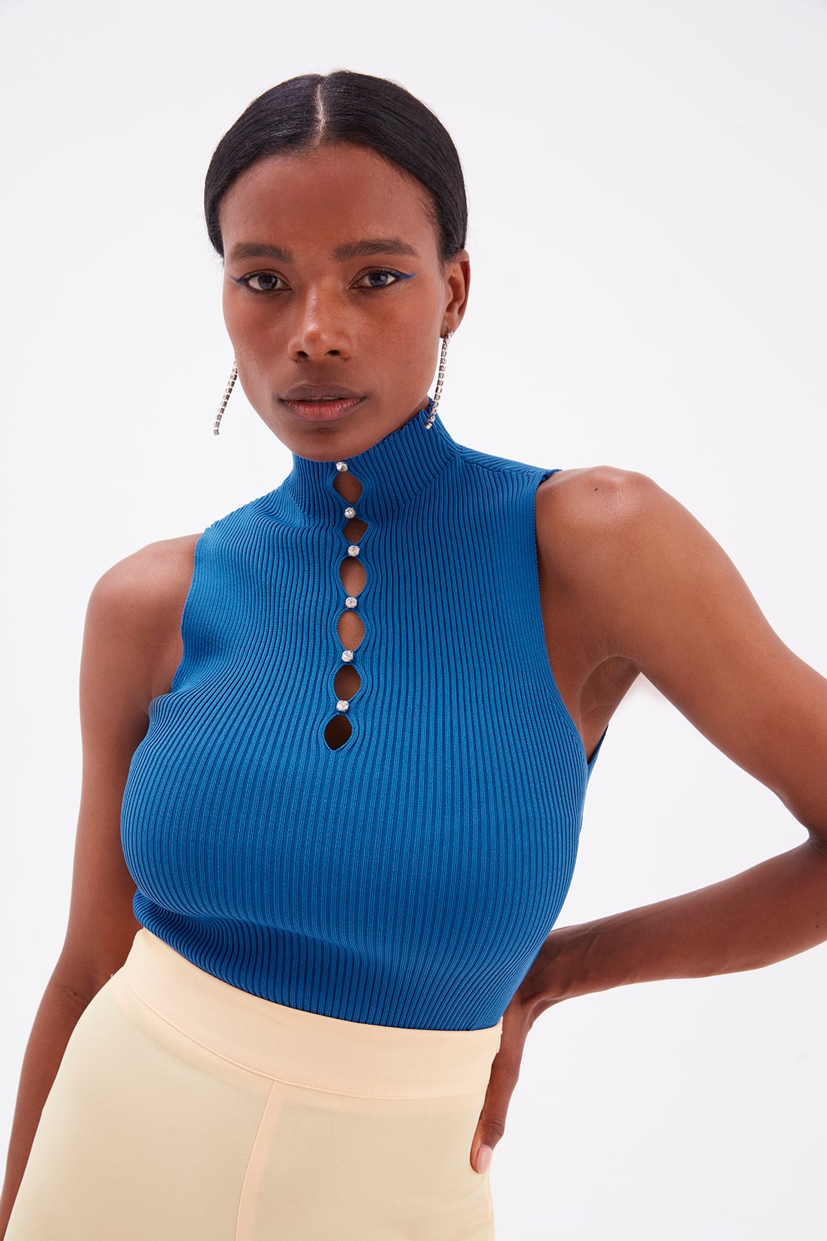 Stone Detailed Sleeveless Knitwear - BLUES