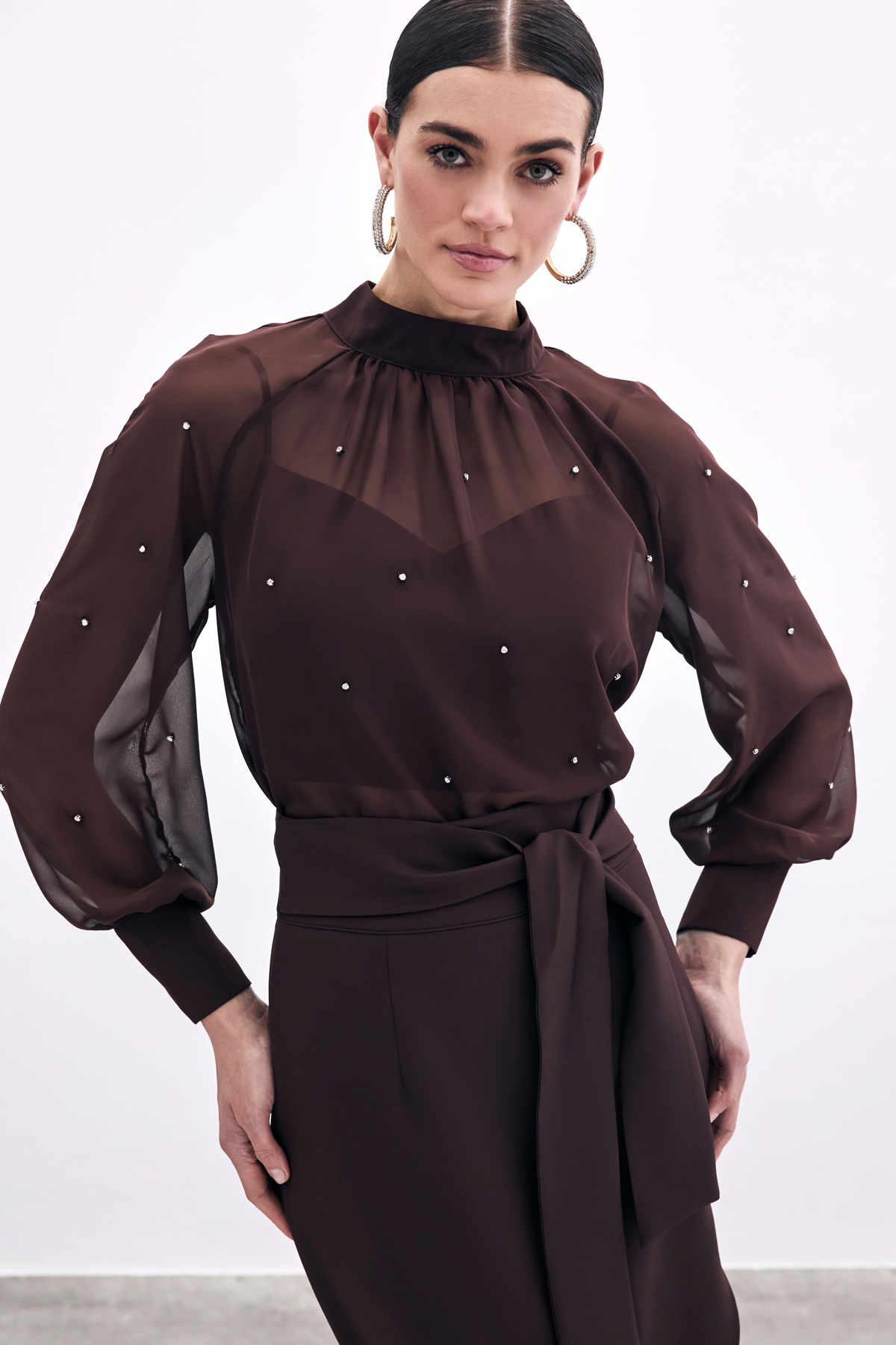 Taş Detaylı Transparan Bluz - Kahve