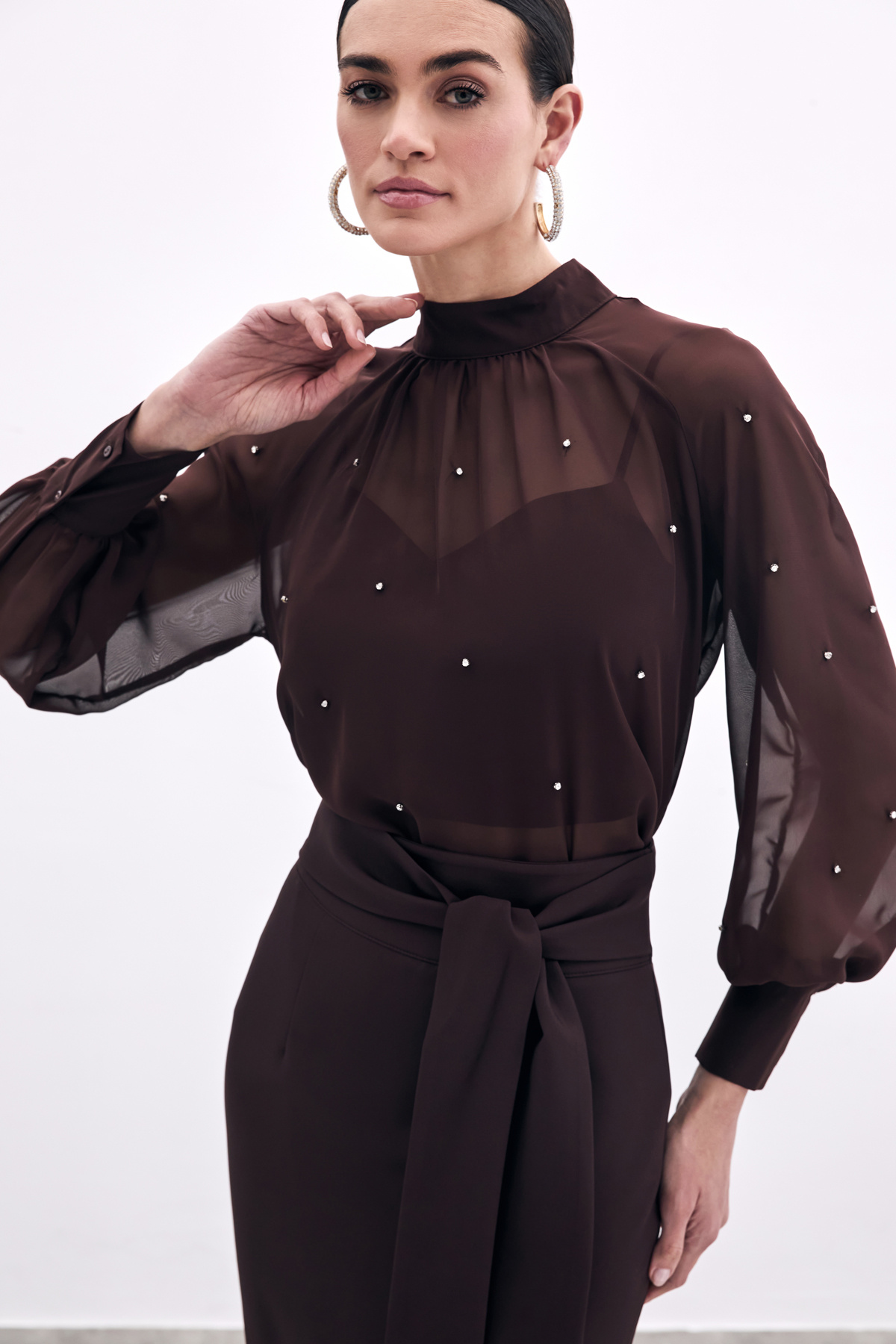 Taş Detaylı Transparan Bluz - Kahve