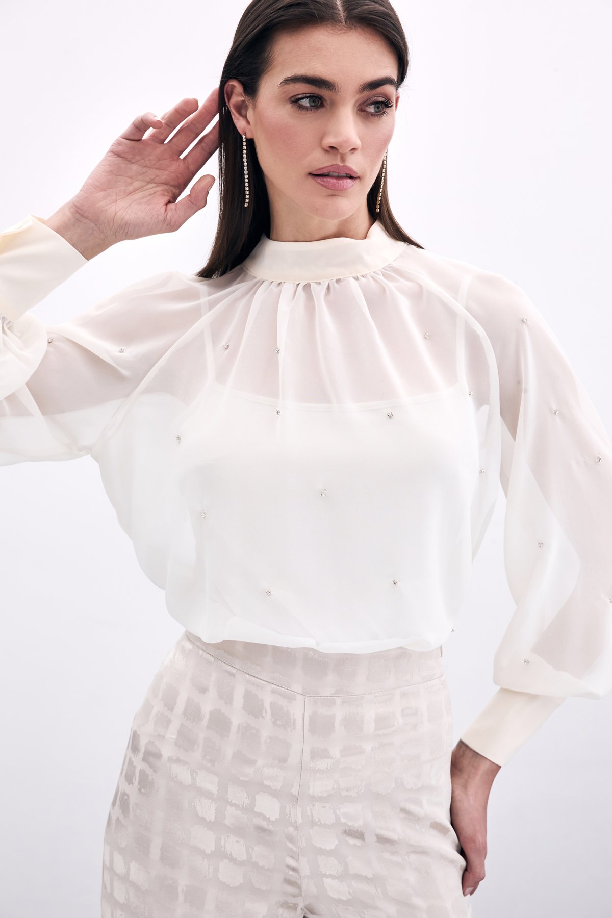 Taş Detaylı Transparan Bluz - Krem