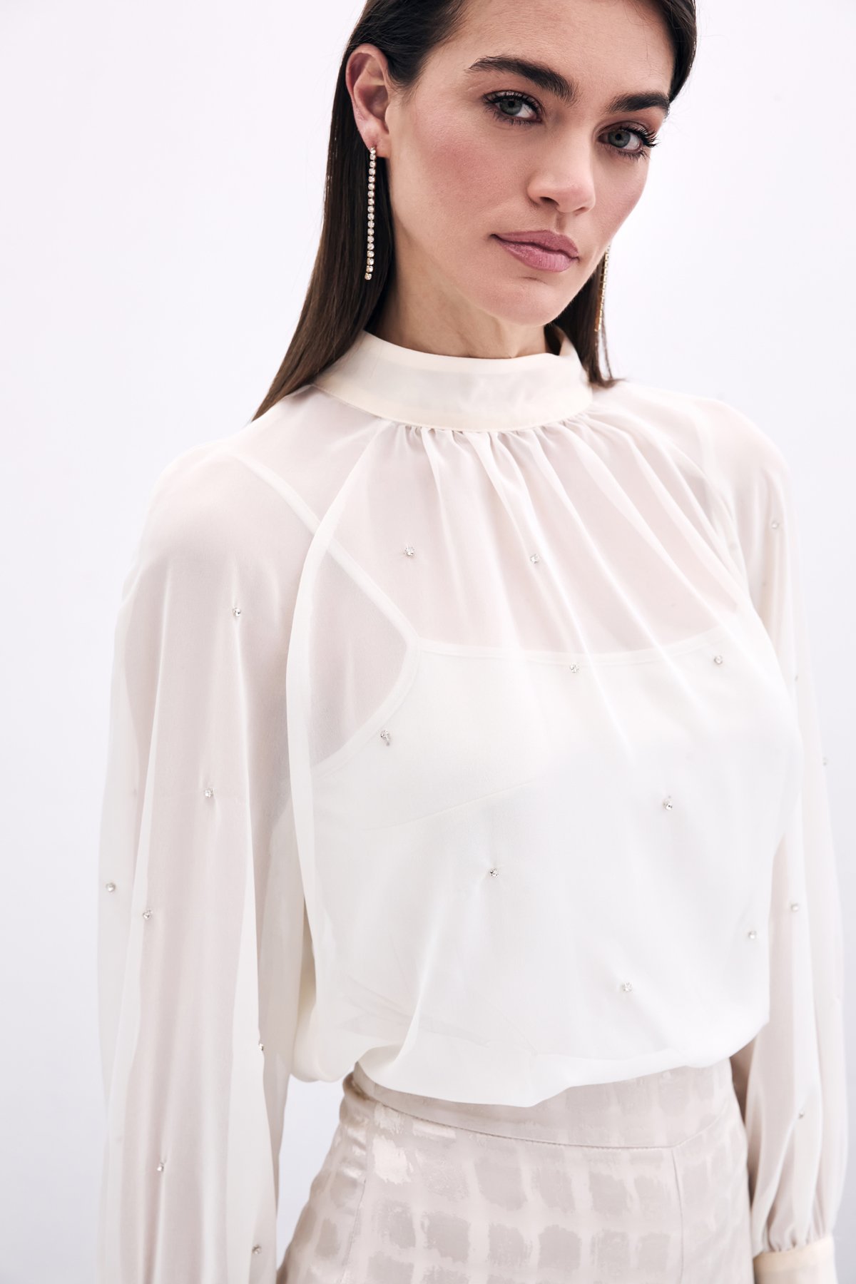 Taş Detaylı Transparan Bluz - Krem