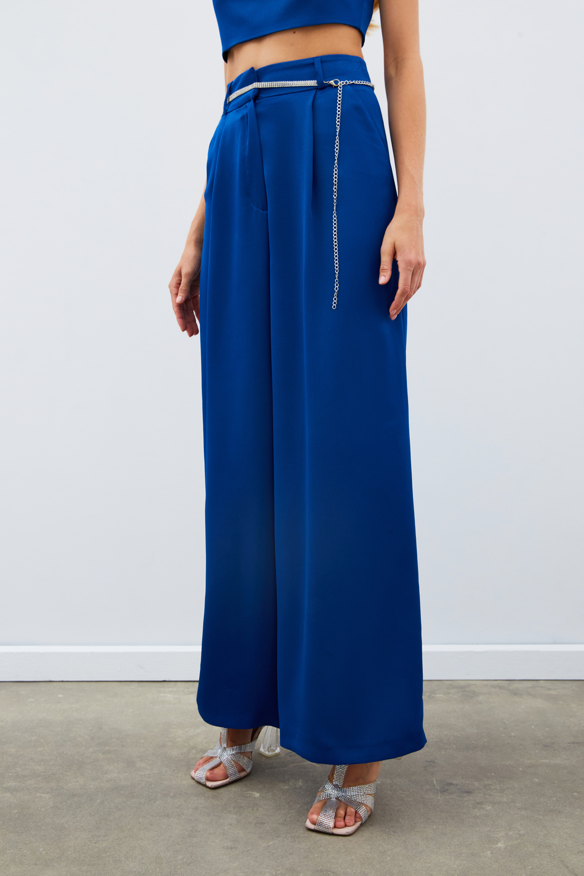 Taş Kemerli Saten Pantolon - MAVİ