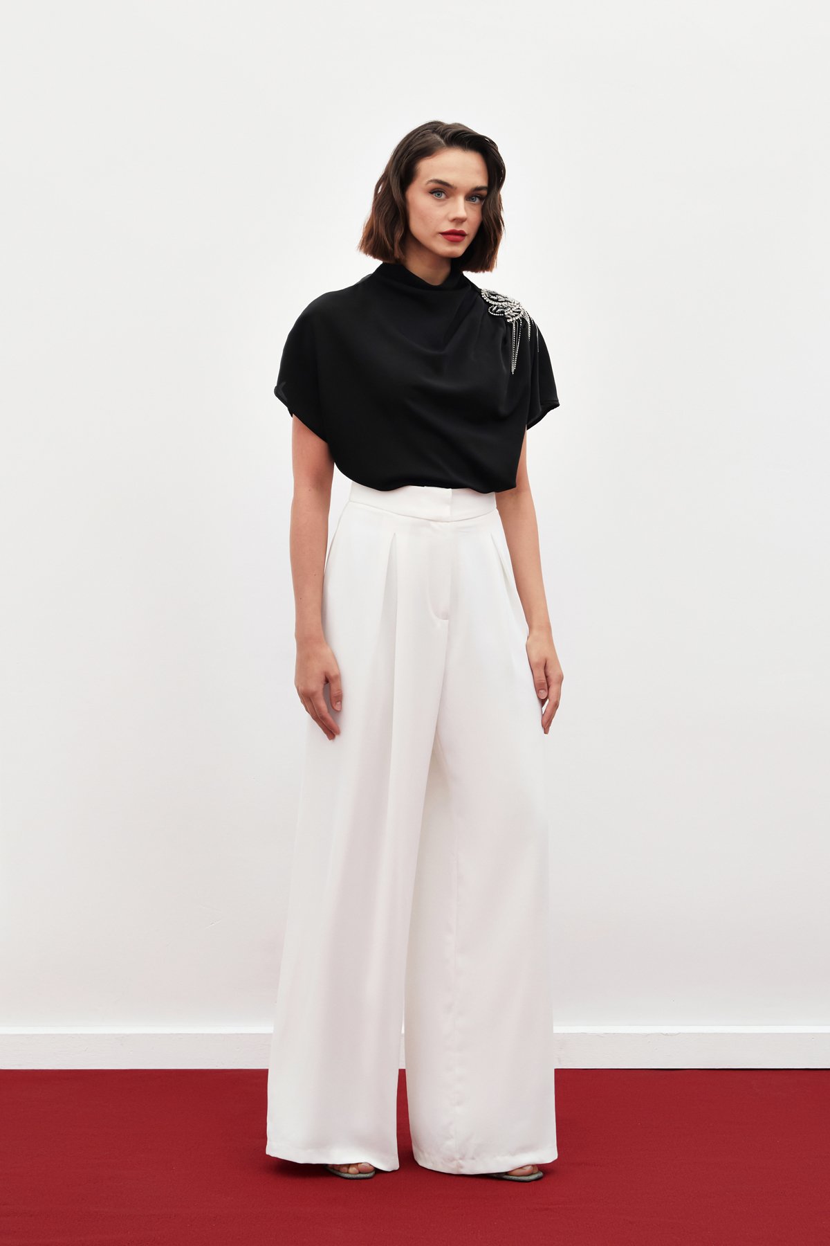 One Shoulder Accessory Casual Blouse - BLACK