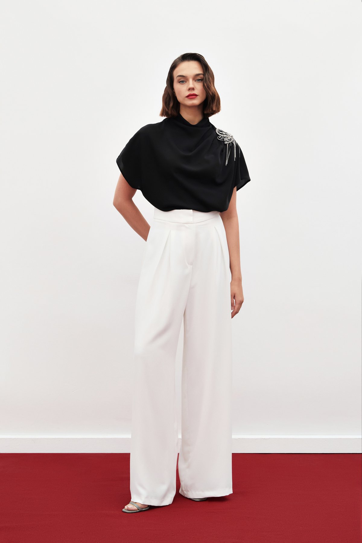 One Shoulder Accessory Casual Blouse - BLACK
