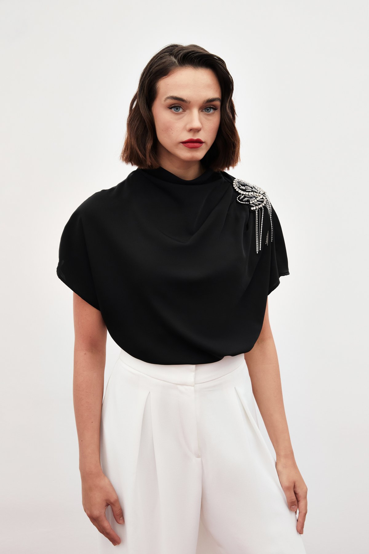 One Shoulder Accessory Casual Blouse - BLACK