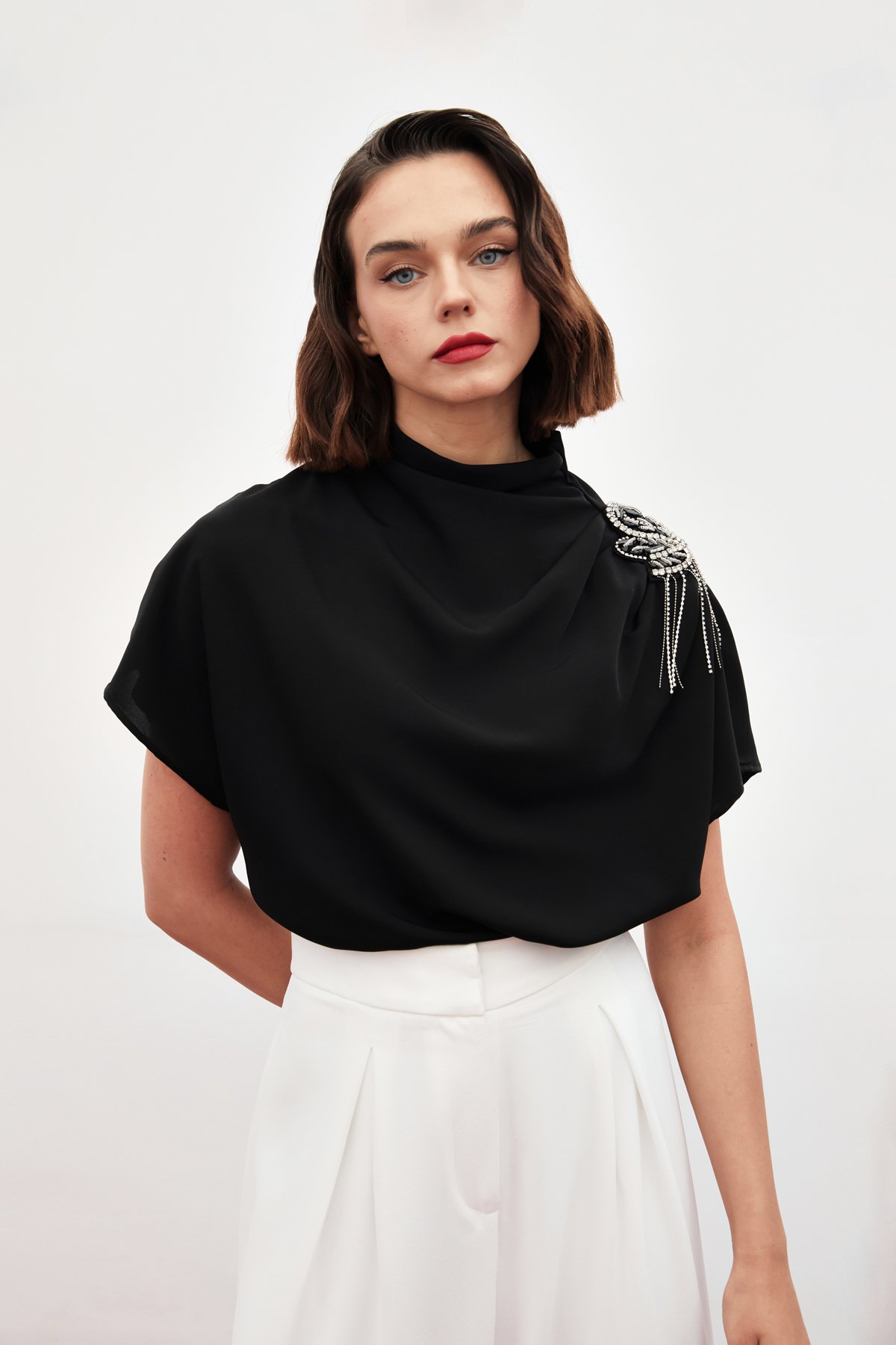 One Shoulder Accessory Casual Blouse - BLACK