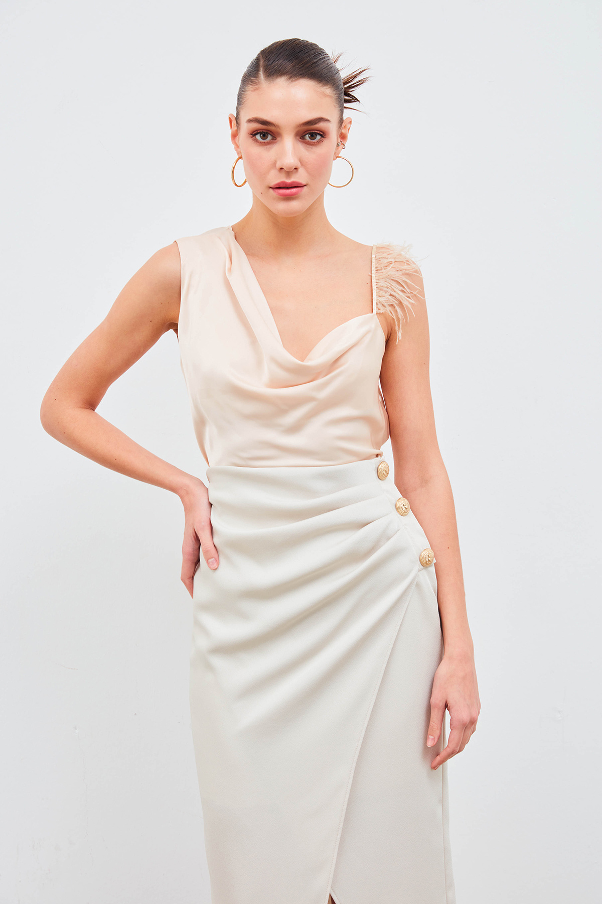 Tüh Askılı Degaje Bluz - BEJ