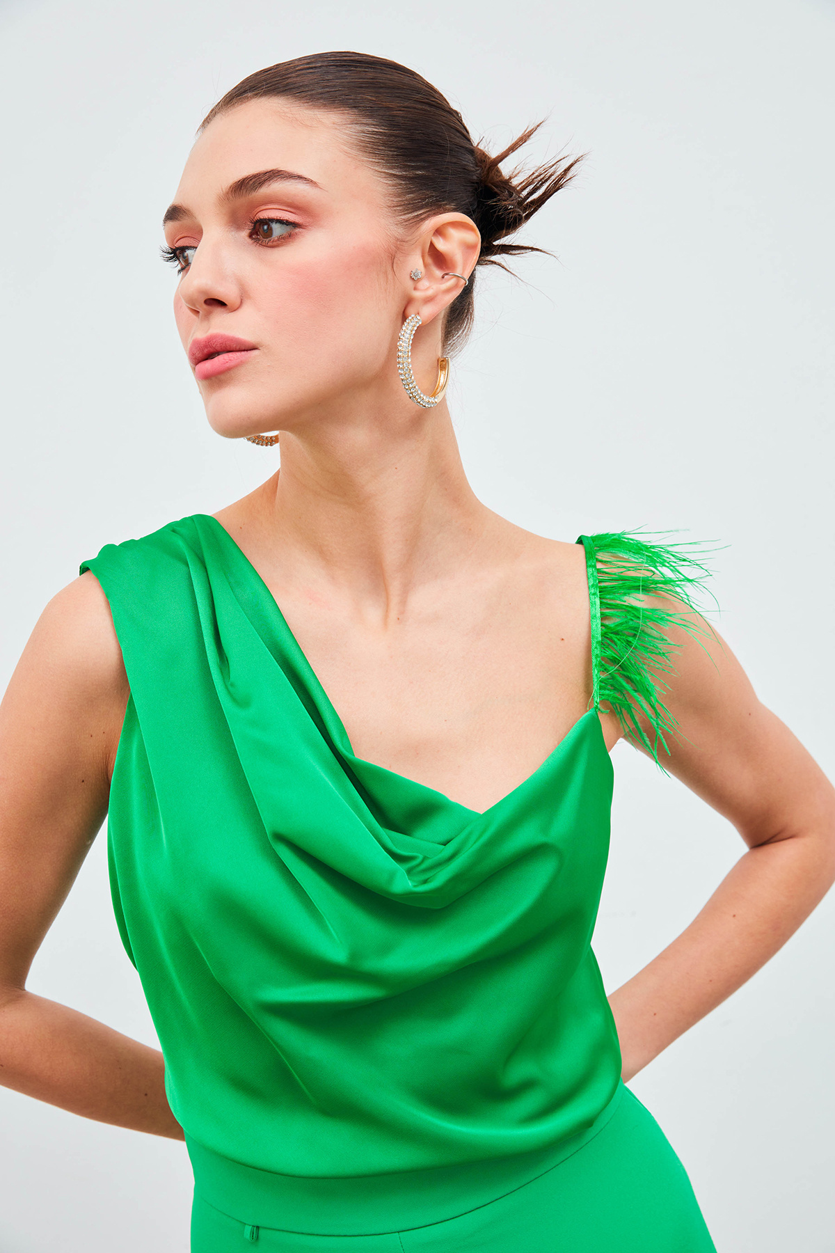 Tüh Askılı Degaje Bluz - YEŞİL