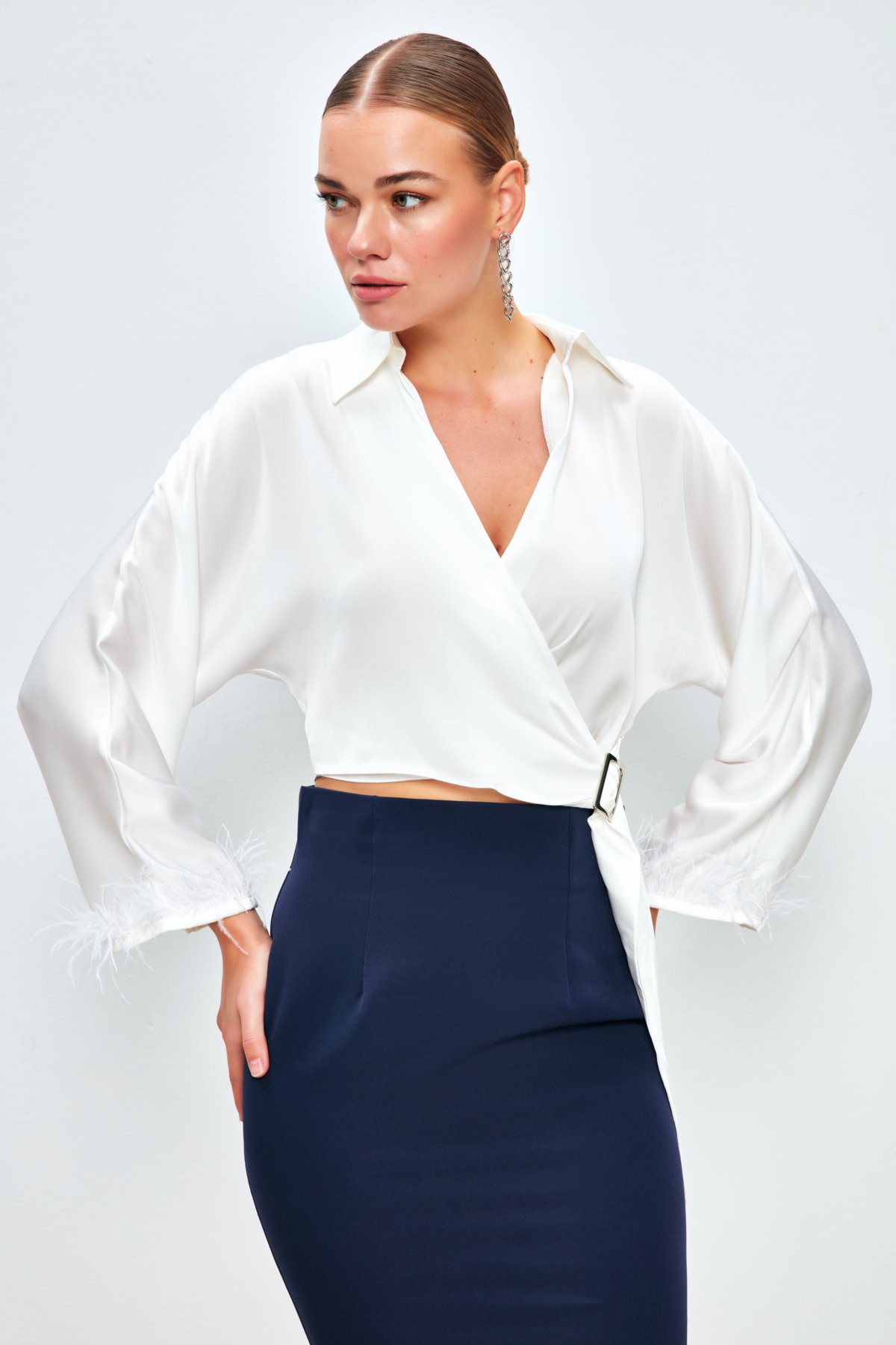 Feather Detailed Loose Blouse - ECRU