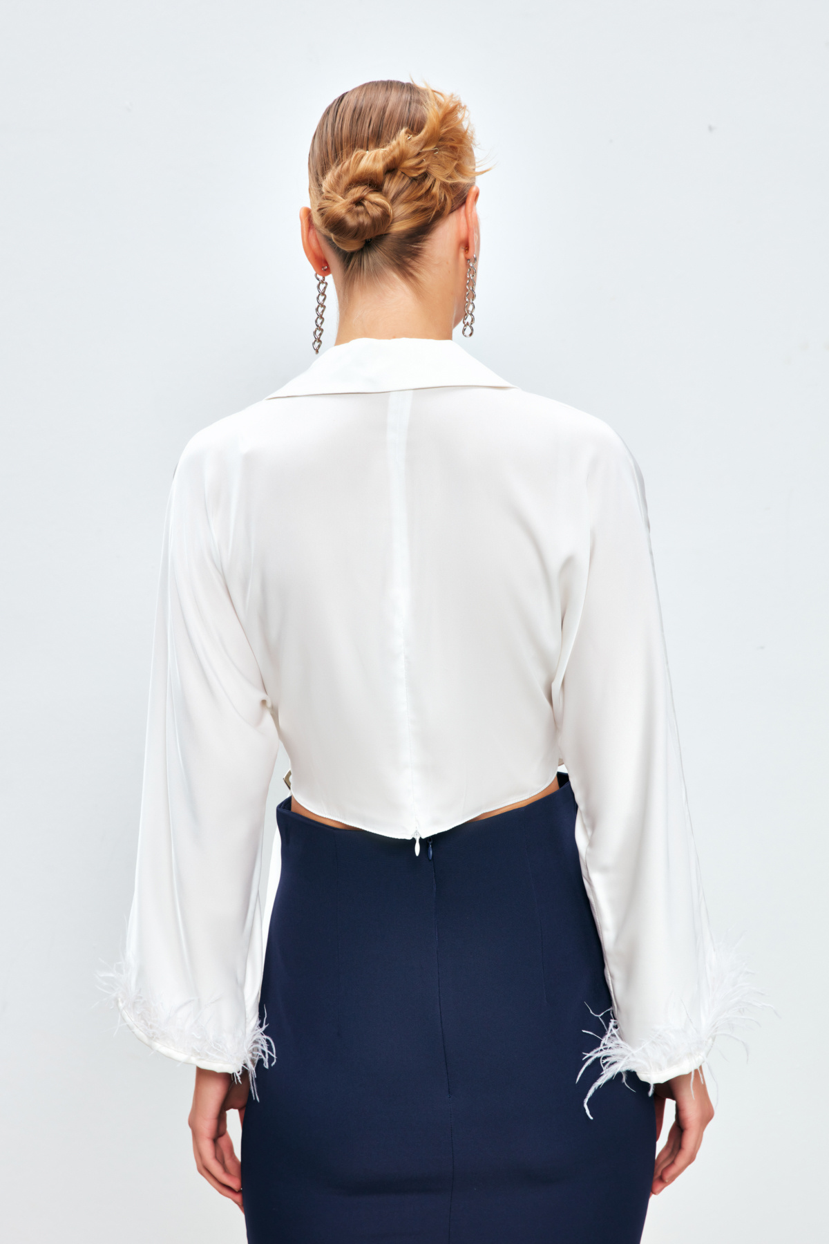 Tüy Detaylı Salaş Bluz - EKRU