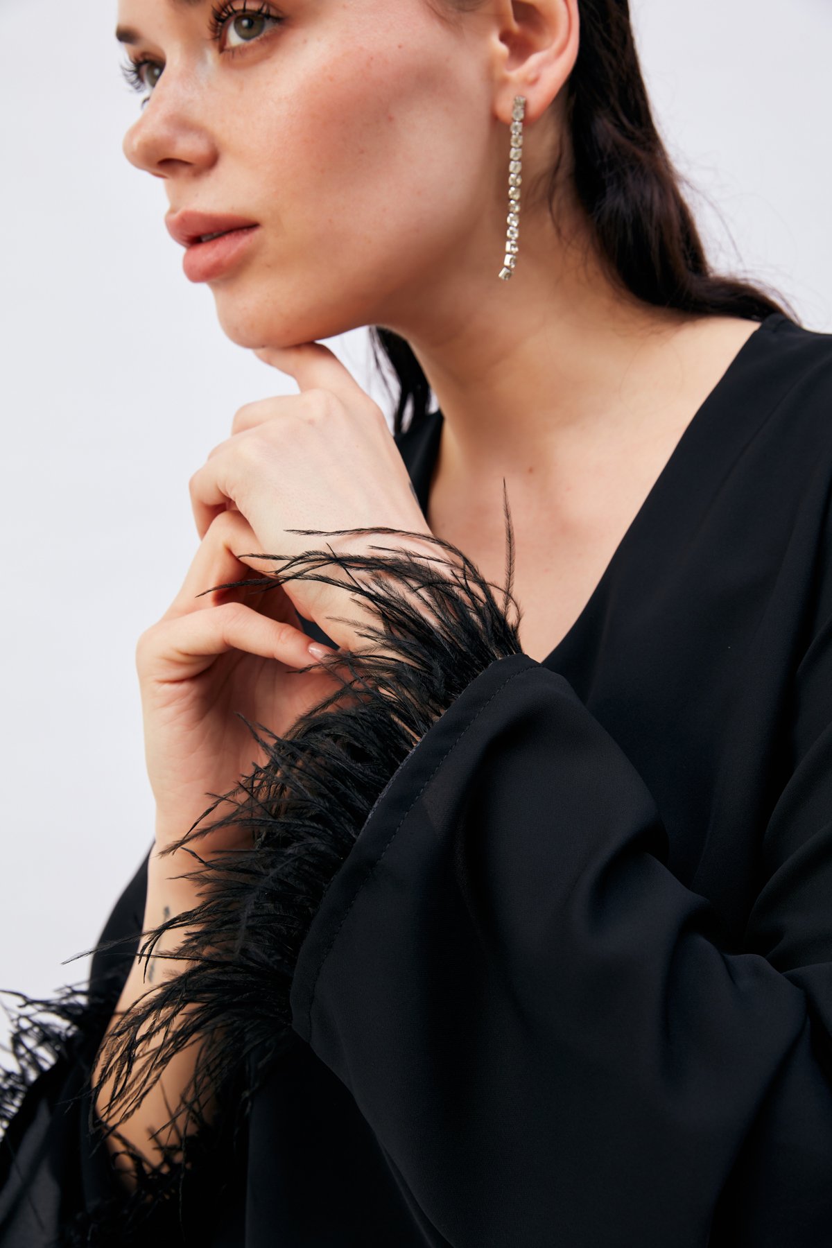 Tüy Detaylı Salaş Bluz - SİYAH