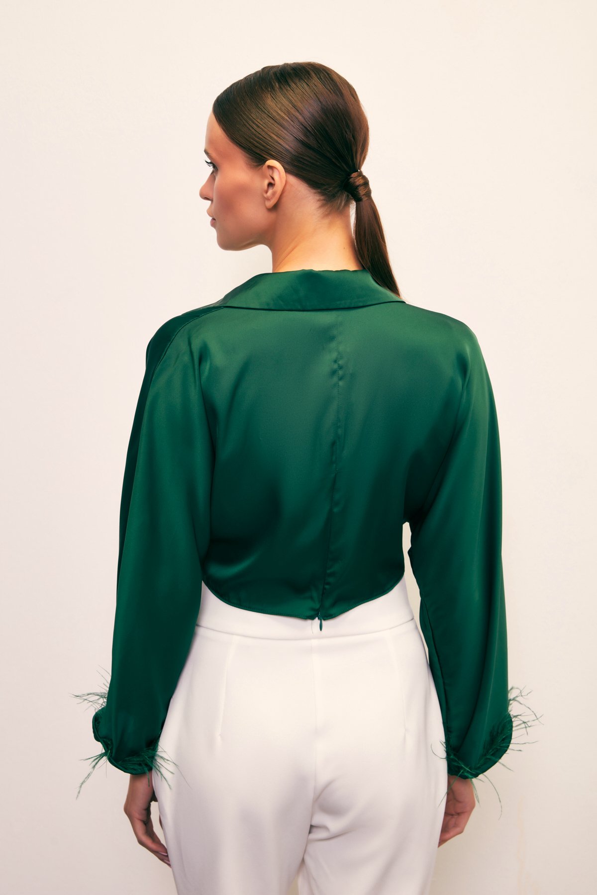 Tüy Detaylı Salaş Bluz - ZÜMRÜT