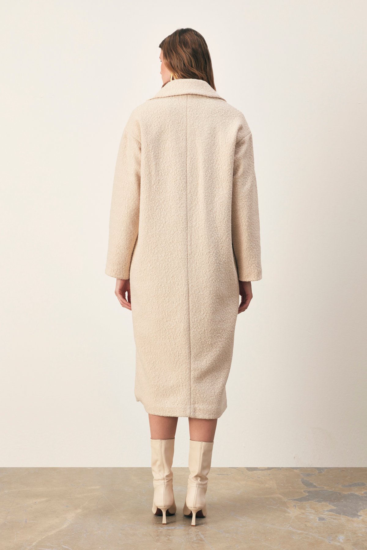 Long Boucle Coat - BEIGE