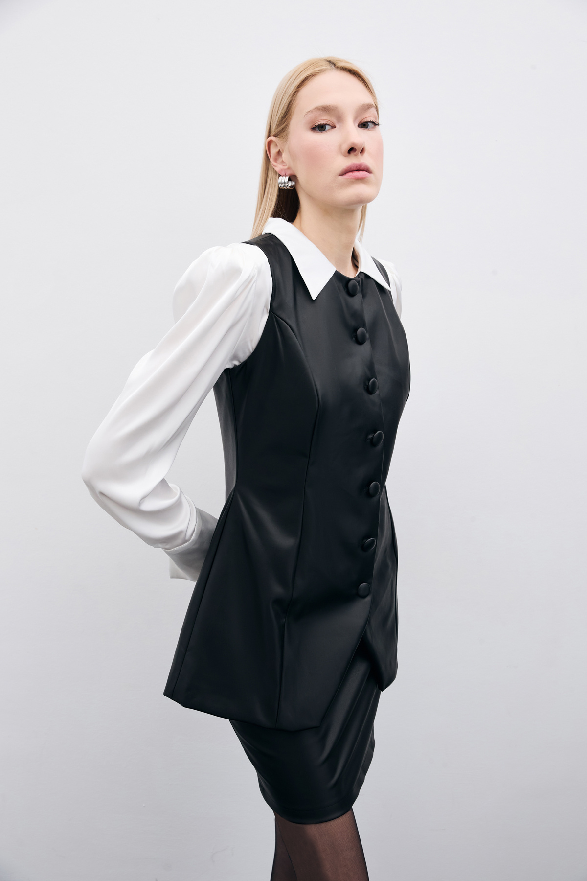 Uzun Deri Yelek - Siyah