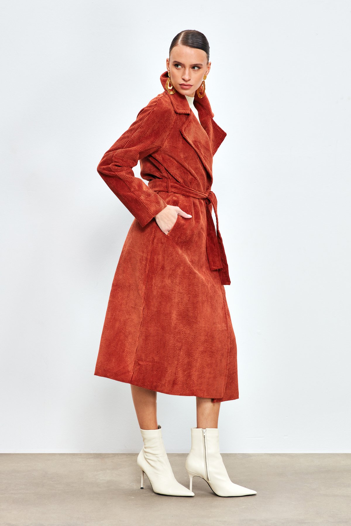 Uzun Kadife Trençkot - GUL KURUSU