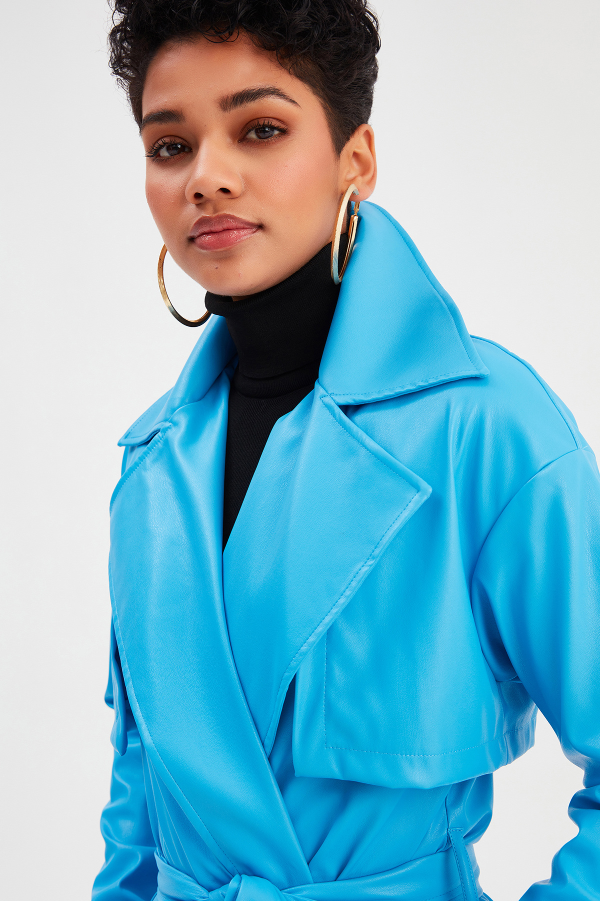 Uzun  kemerli deri  trenç - MAVİ