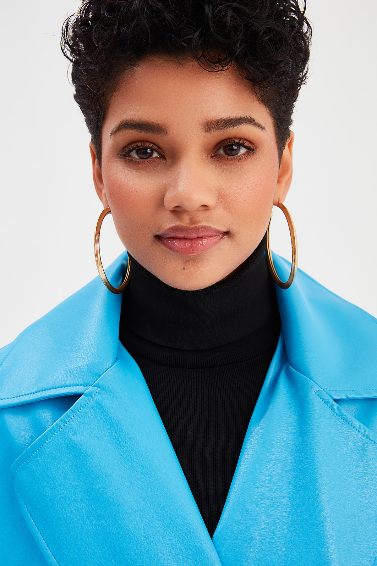 Uzun  kemerli deri  trenç - MAVİ