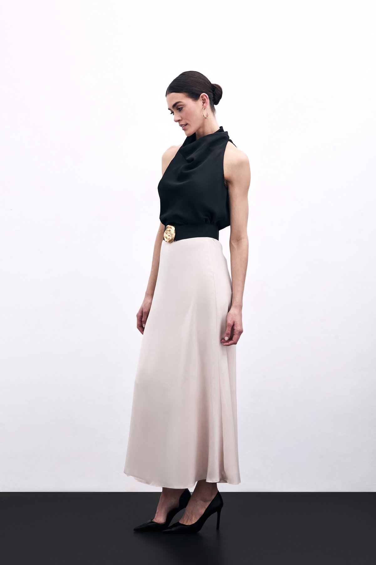 Uzun Saten Etek - Bej