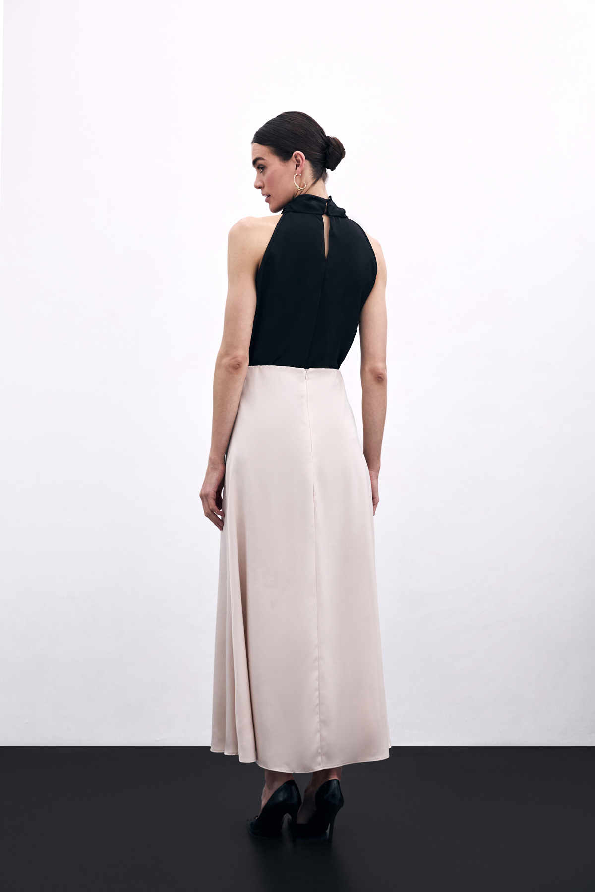 Uzun Saten Etek - Bej