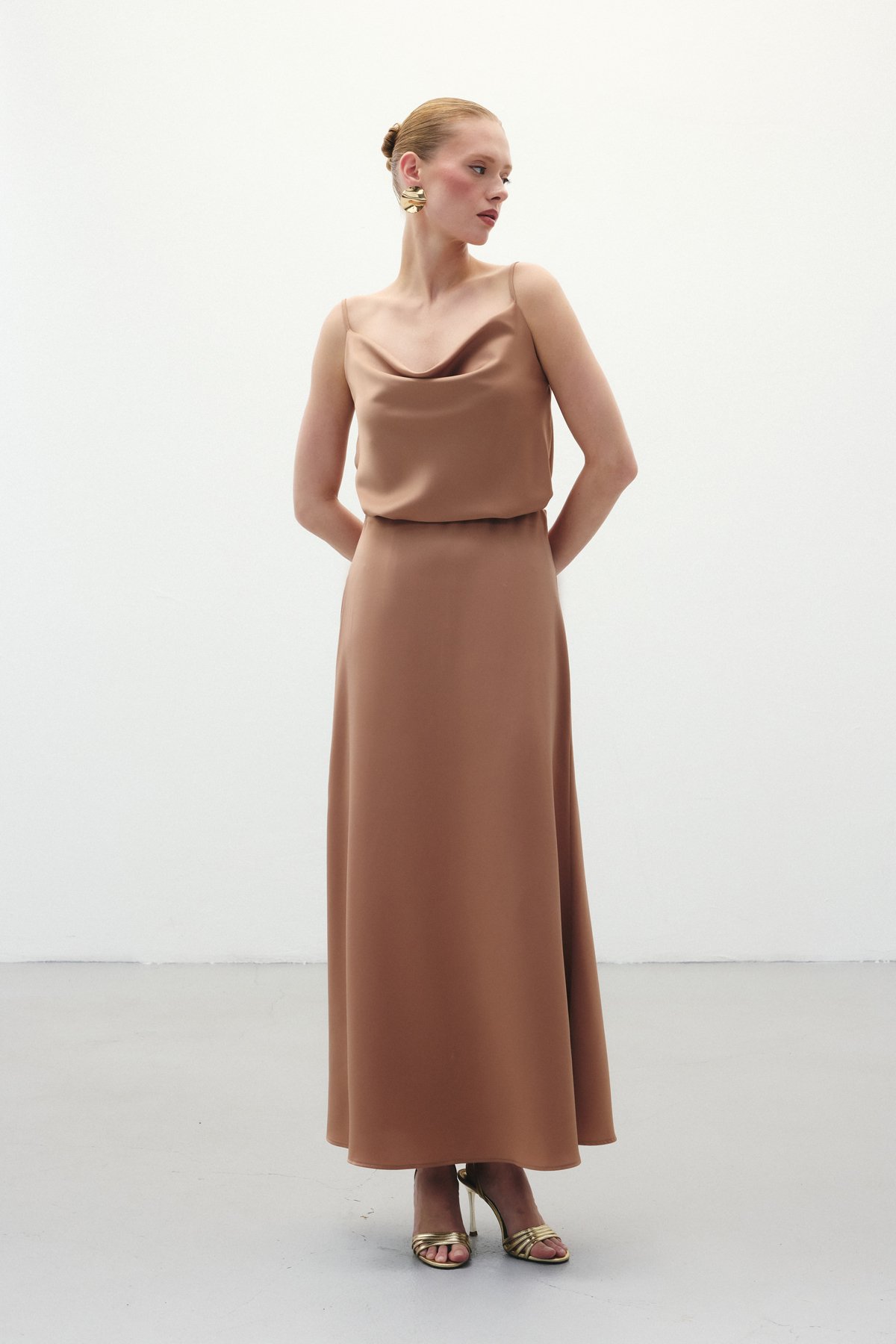 Uzun Saten Etek - Camel