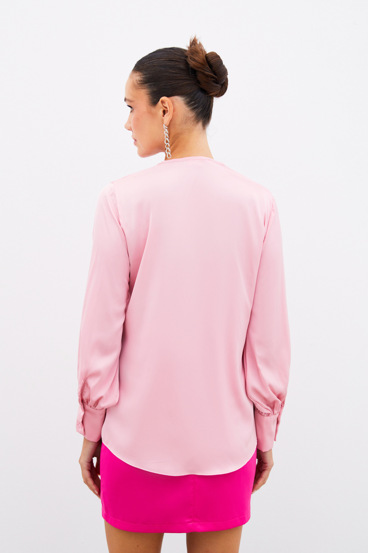 V Yaka Saten Bluz - PEMBE