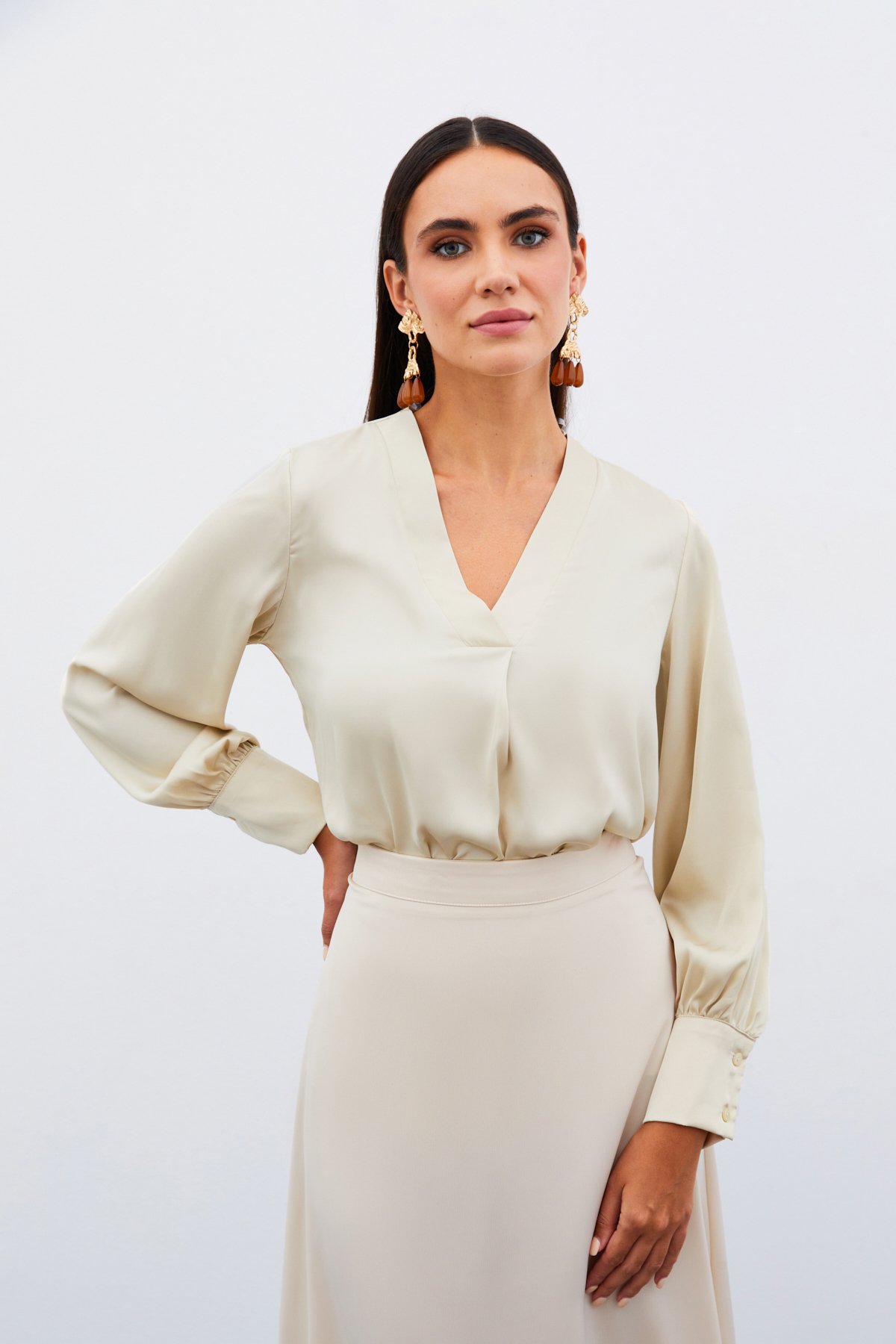 V Yaka Saten Bluz - TAŞ