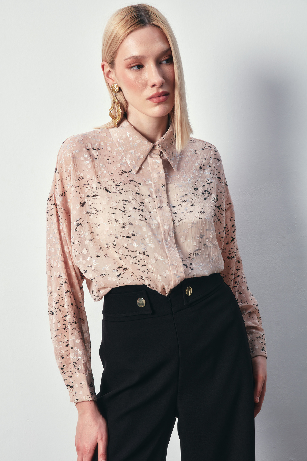 Varaklı Geniş Gömlek - PUDRA-GÜMÜŞ