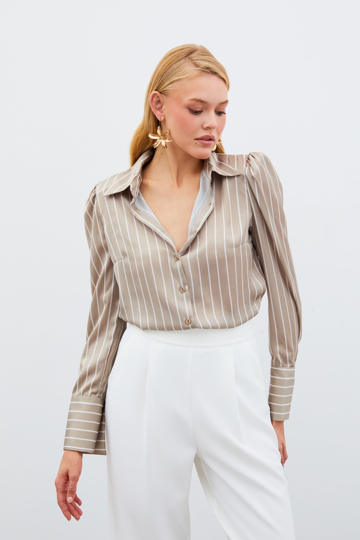 Vatkalı Çizgili Gömlek - BEJ