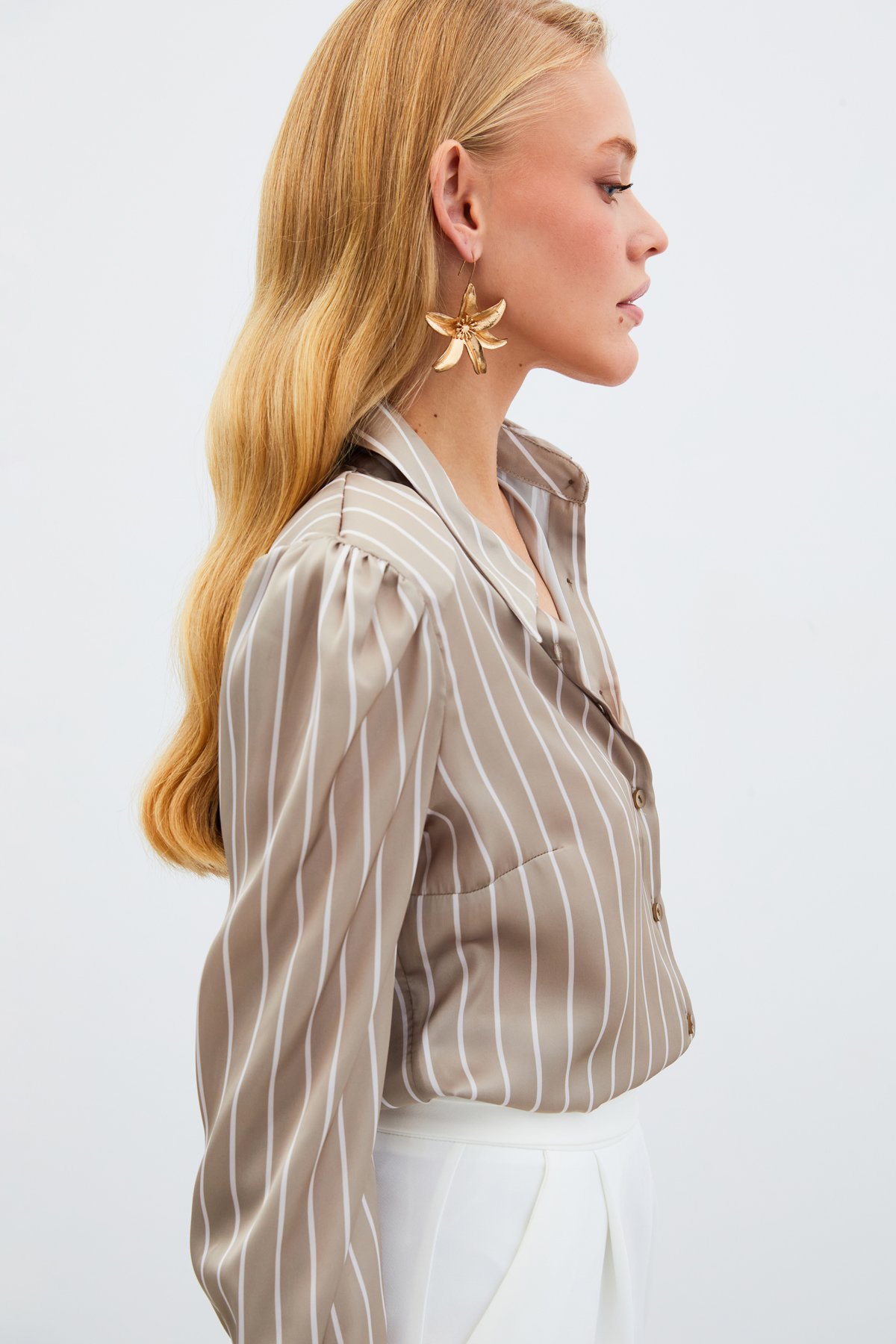 Vatkalı Çizgili Gömlek - BEJ