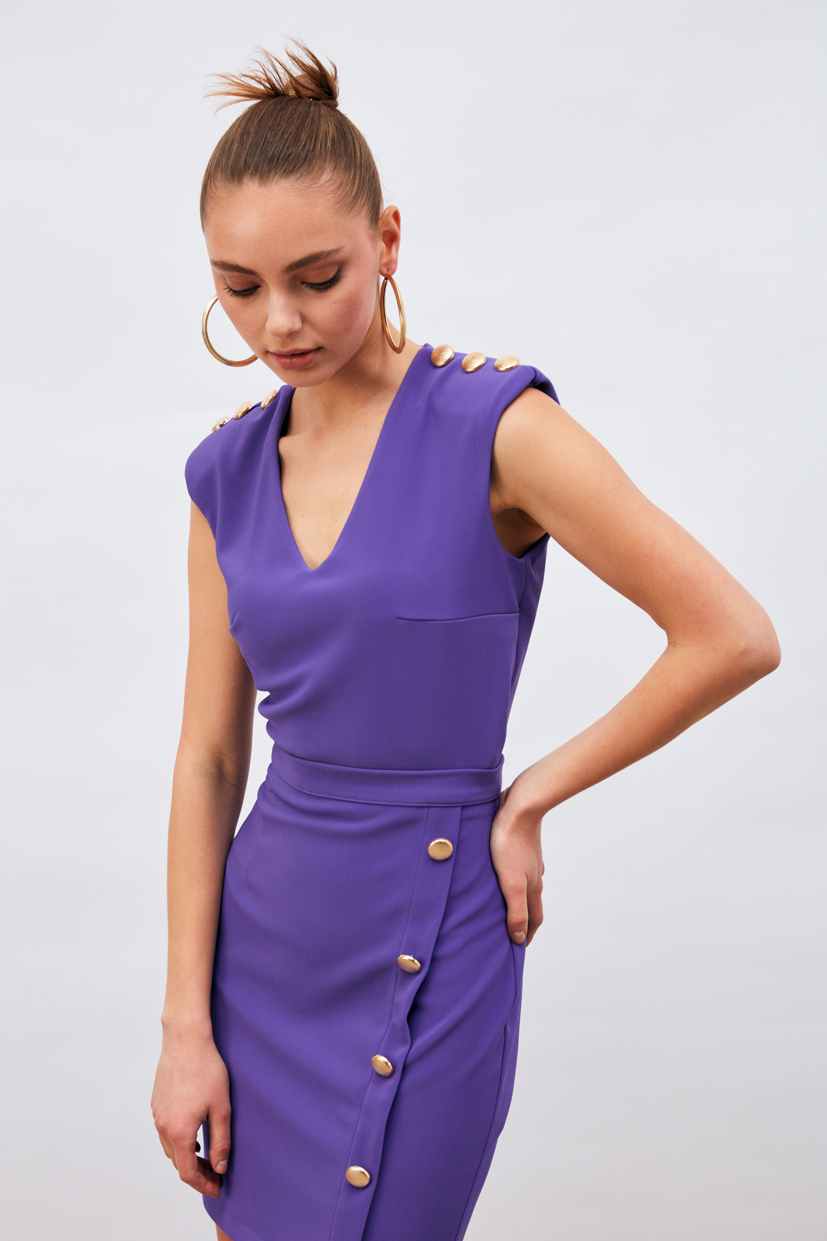 Vatkalı Gold Düğmeli Bluz - MOR