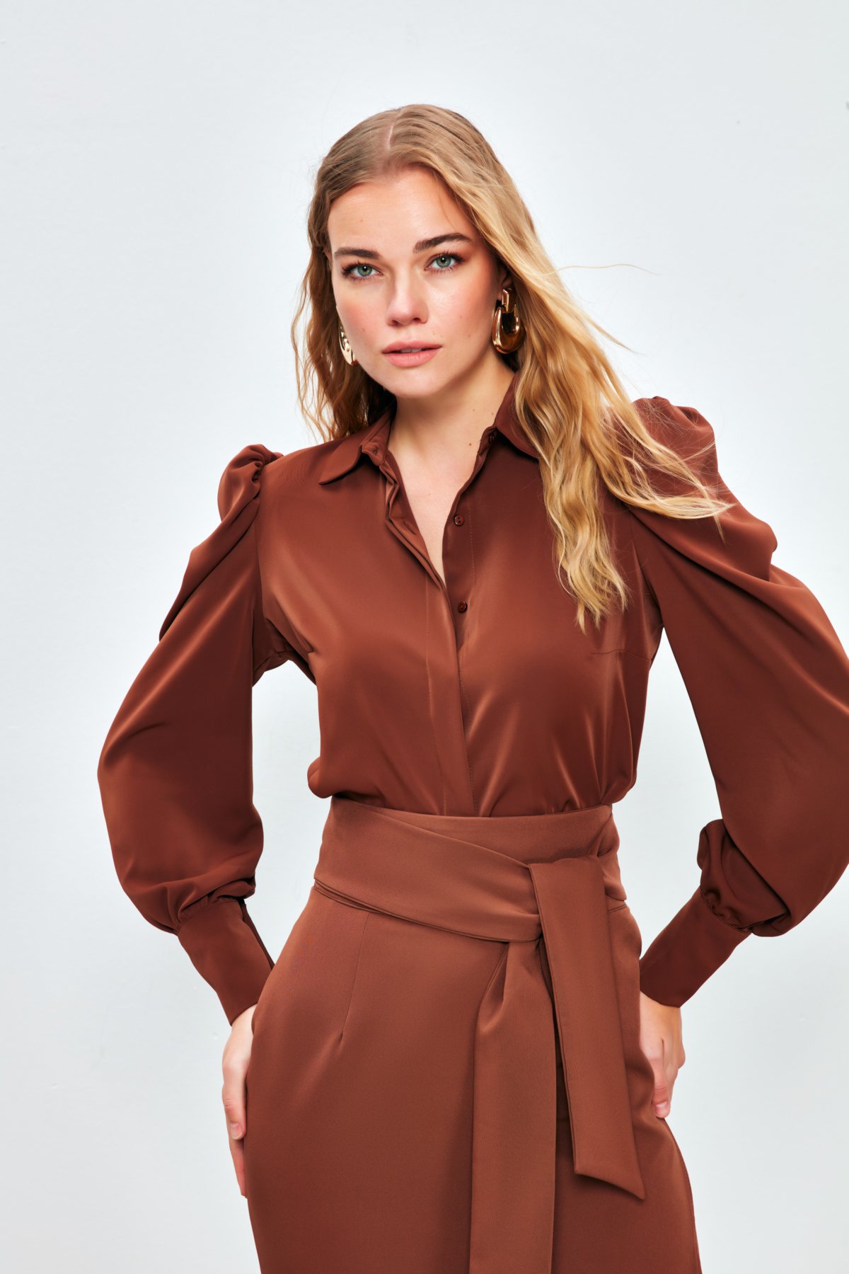 Vatkalı Klasik Gömlek - KAHVE