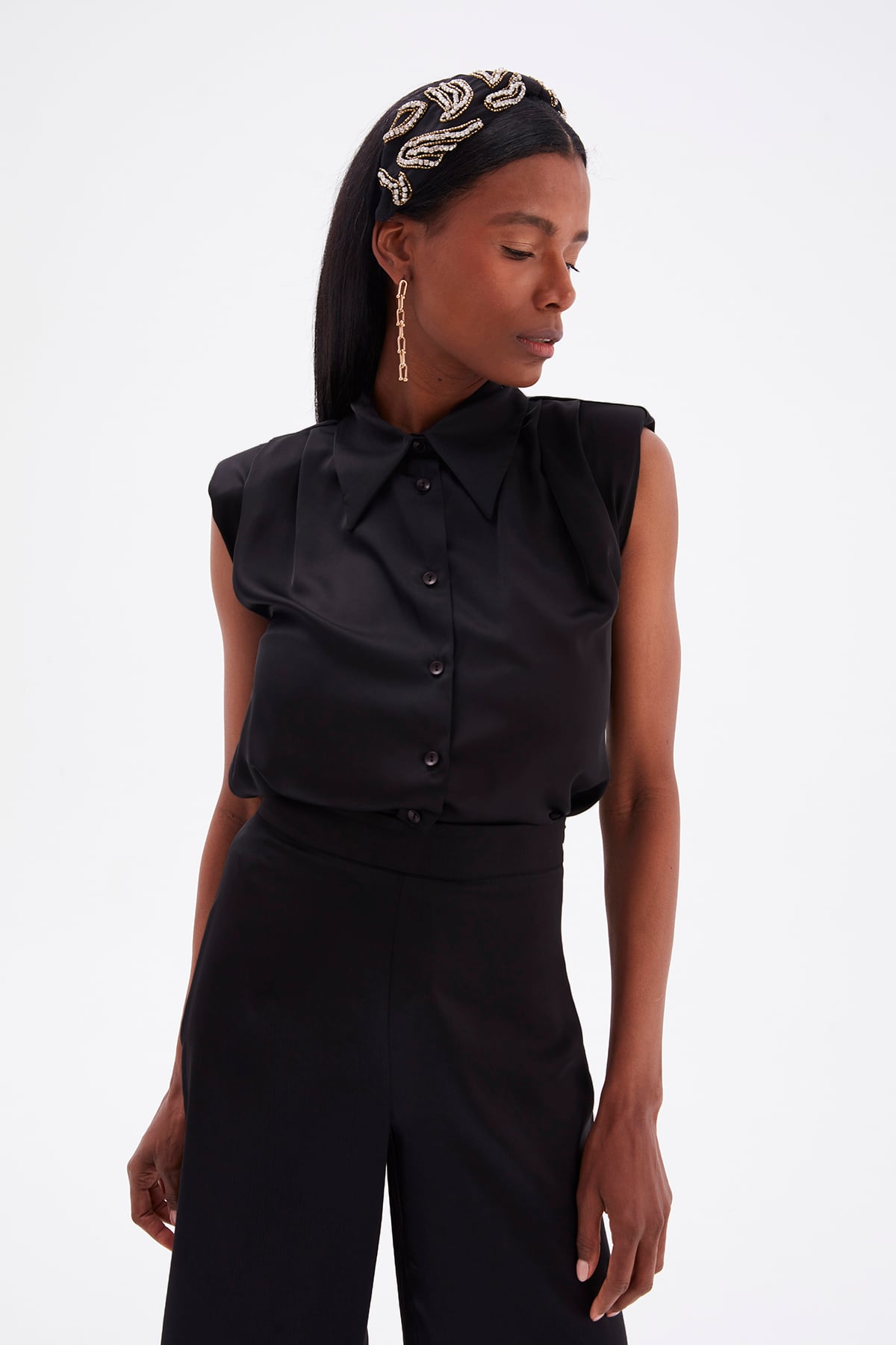 Waistless Sleeveless Satin Shirt - BLACK