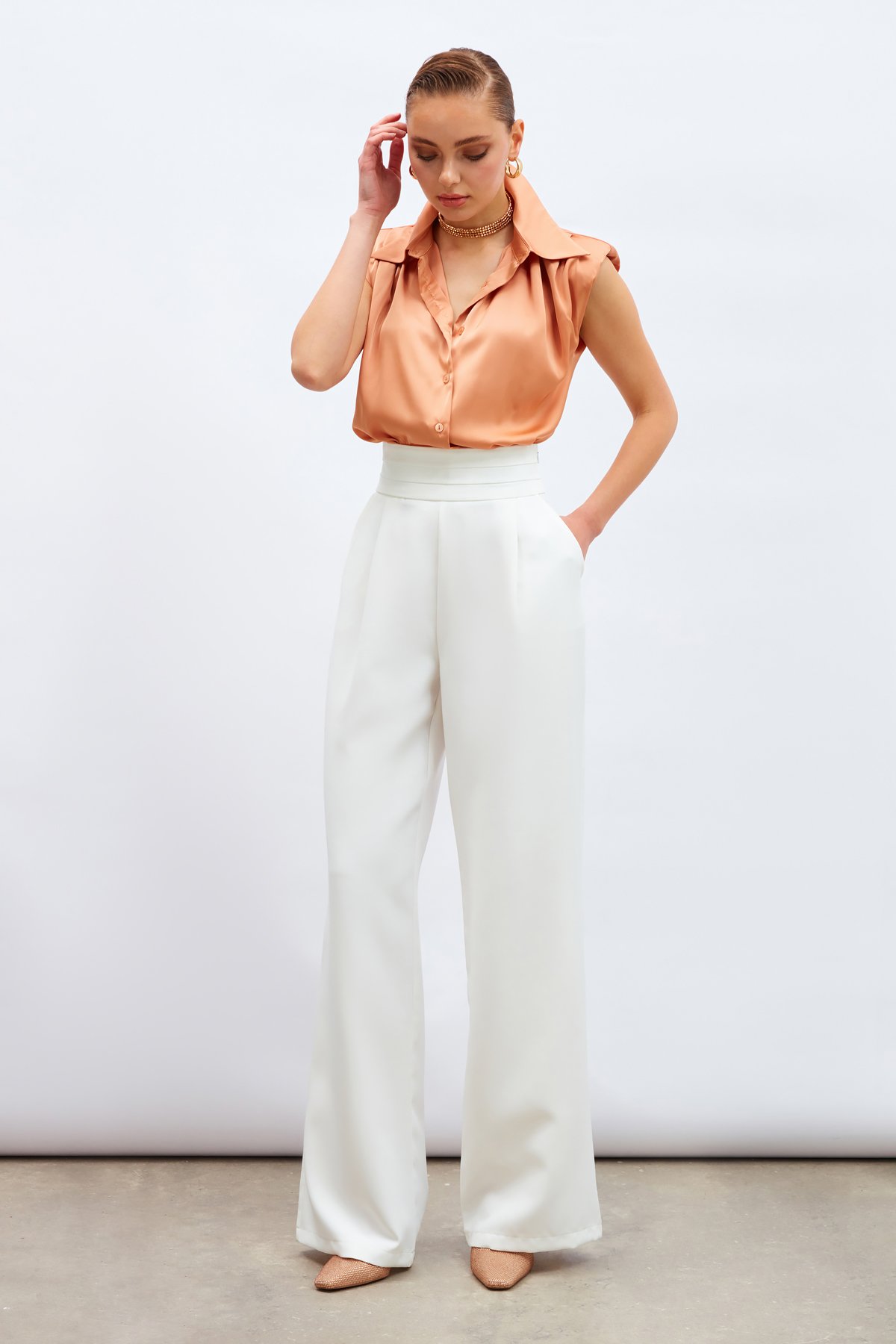 Waistless Sleeveless Satin Shirt - Salmon